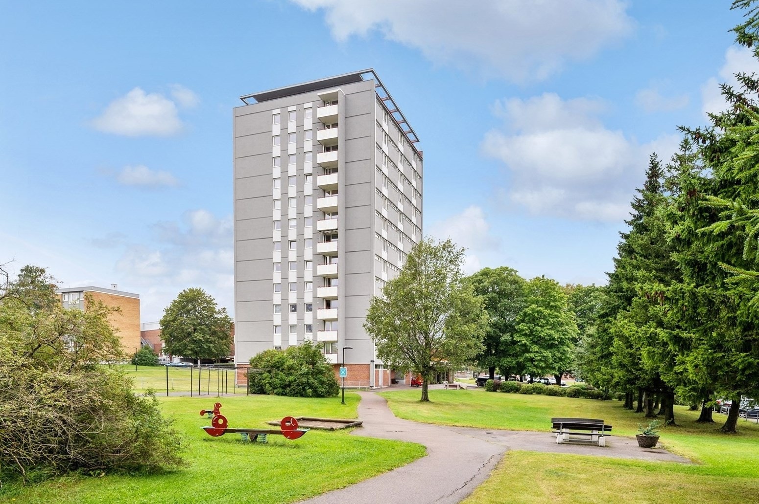 Fasadebilde tatt en tidligere sommer. Galleribilde