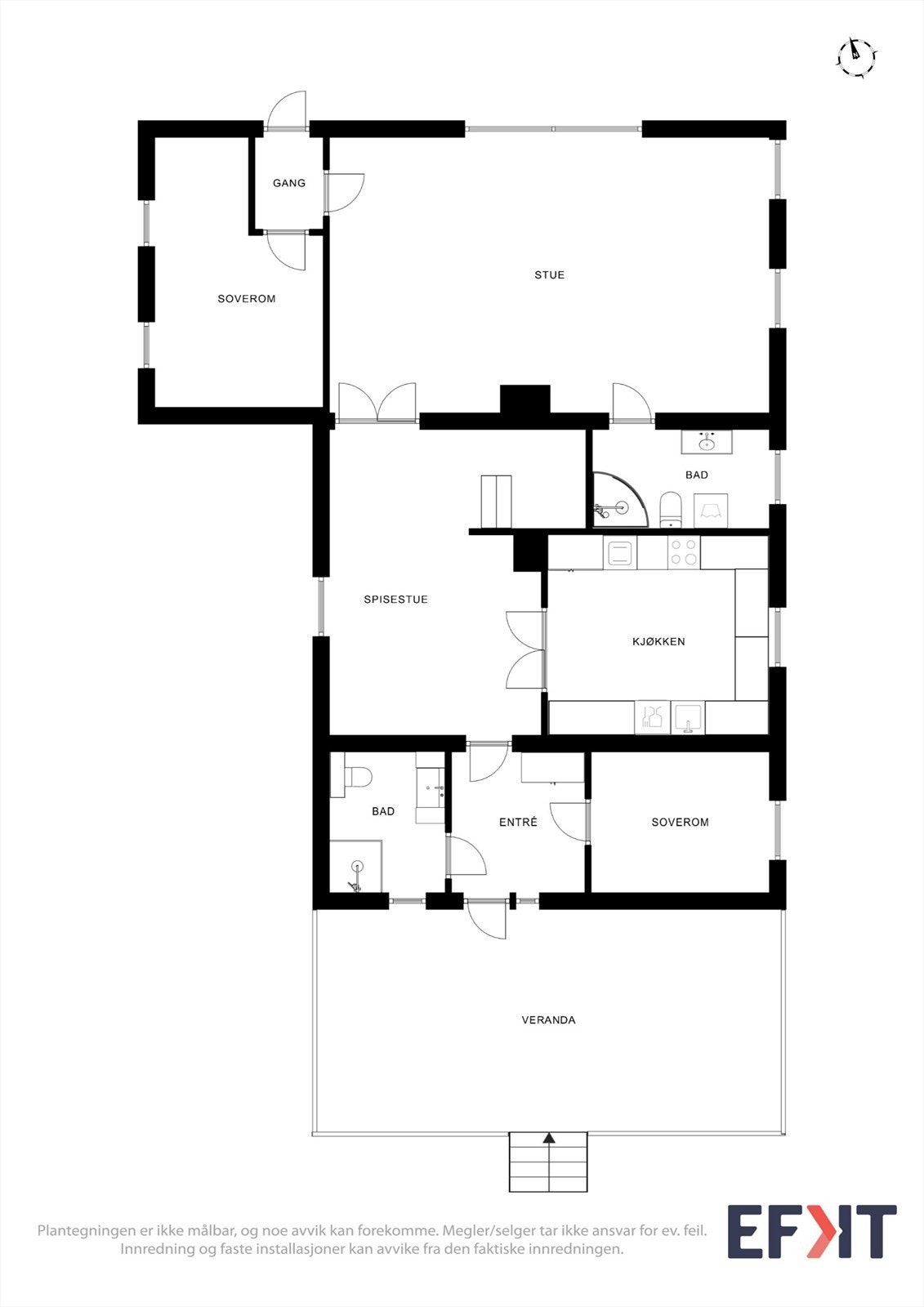 Første etasje utgjør hoveddelen med romslig stue, kjøkken, ett soverom og et nyere bad. Galleribilde