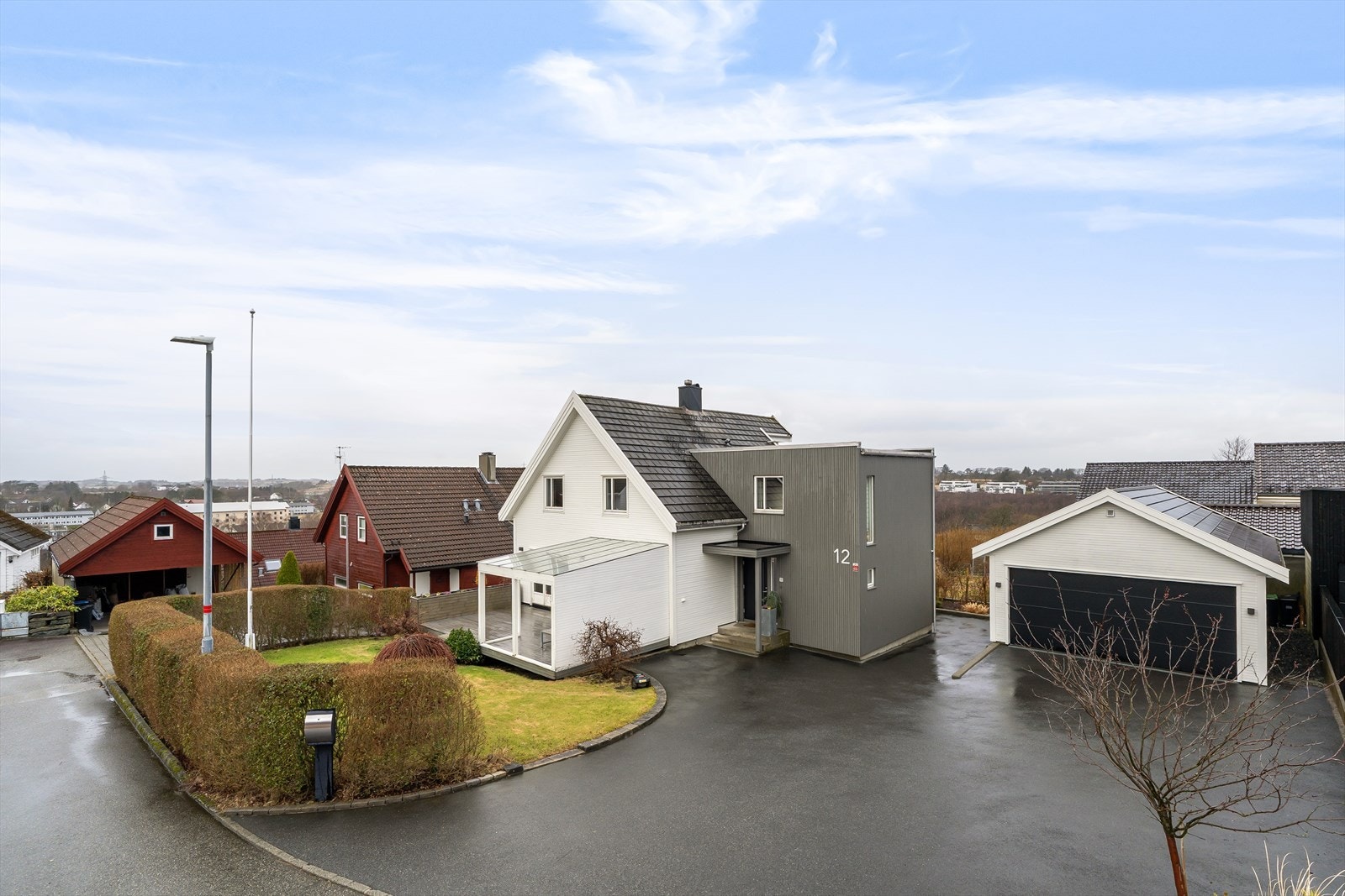 EiendomsMegler 1 v/ Thomas Fanebust presenterer Kjotves gate 12. Foto: Eivind Dirdal Galleribilde