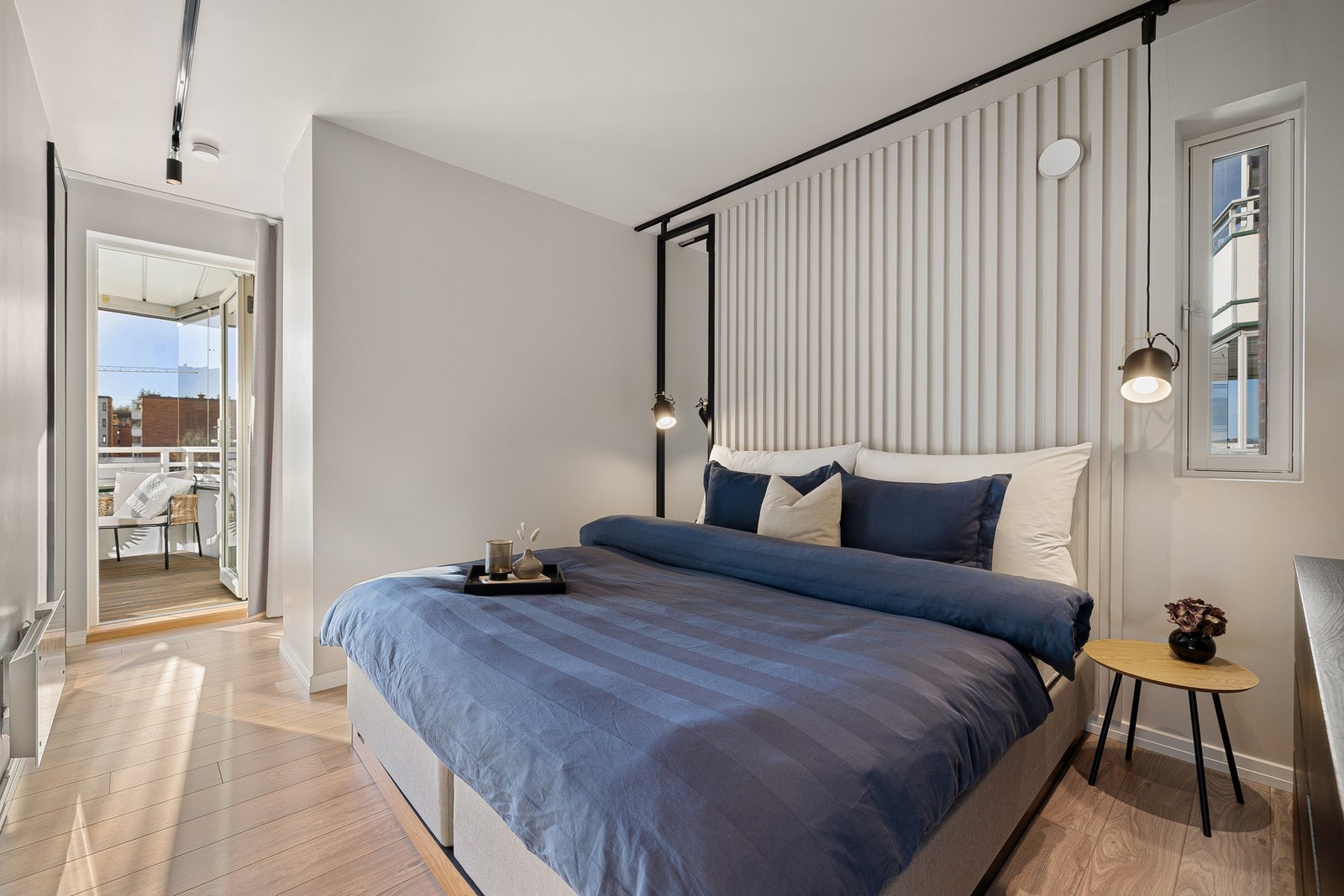 God plass til stor dobbeltseng. Galleribilde