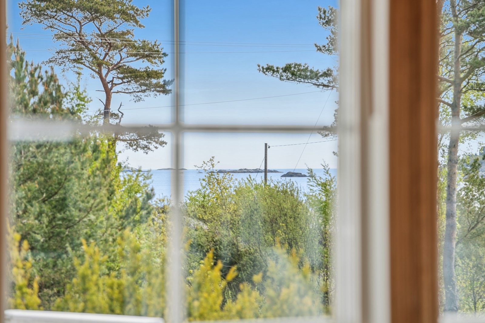 Utsikt til sjøen og Søgnes vakre skjærgård med utallige øyer og holmer til utforskning! Galleribilde