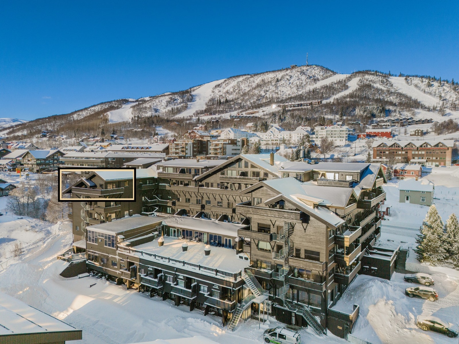 Lokal Eiendomsmegler MNEF/Partner/Økonom Ådne Holestøl Hognerud har gleden av å presentere Lienvegen 11! (Foto: Terje Bjørnsen) Galleribilde