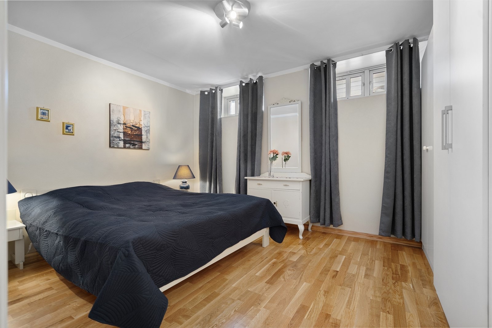 Soverom i underetasje Galleribilde