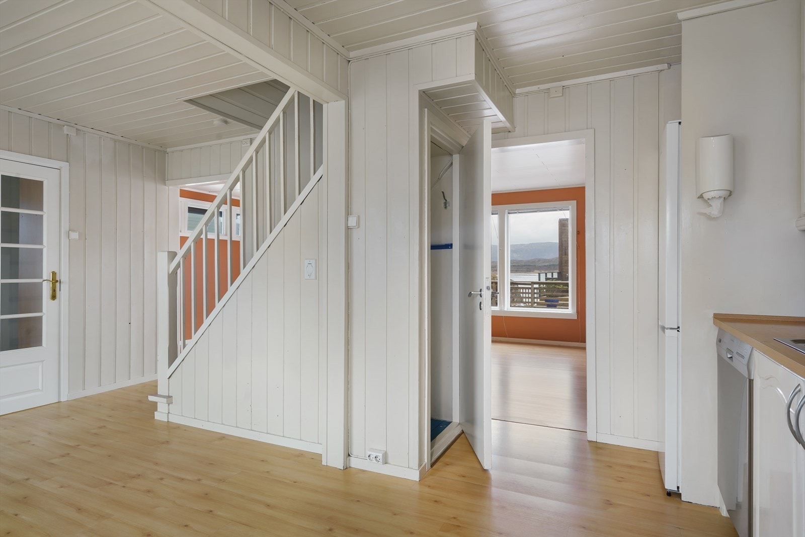 La oss gå ned til kjelleretasjen. Galleribilde