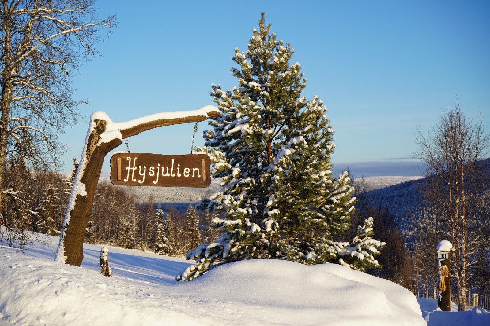 Dette er ikke bare et hjem, men et stykke levende historie i hjertet av Norge. Velkommen til Hysjulien! Galleribilde