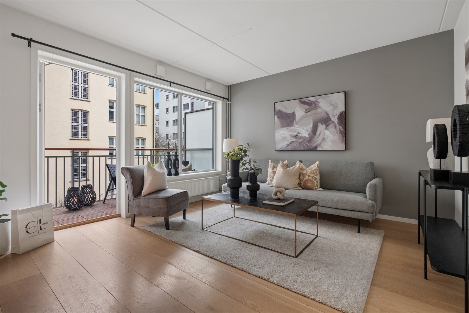 Leiligheten ligger i 2.etasje og har en gjennomført god planløsning og svært effektiv arealutnyttelse. Galleribilde