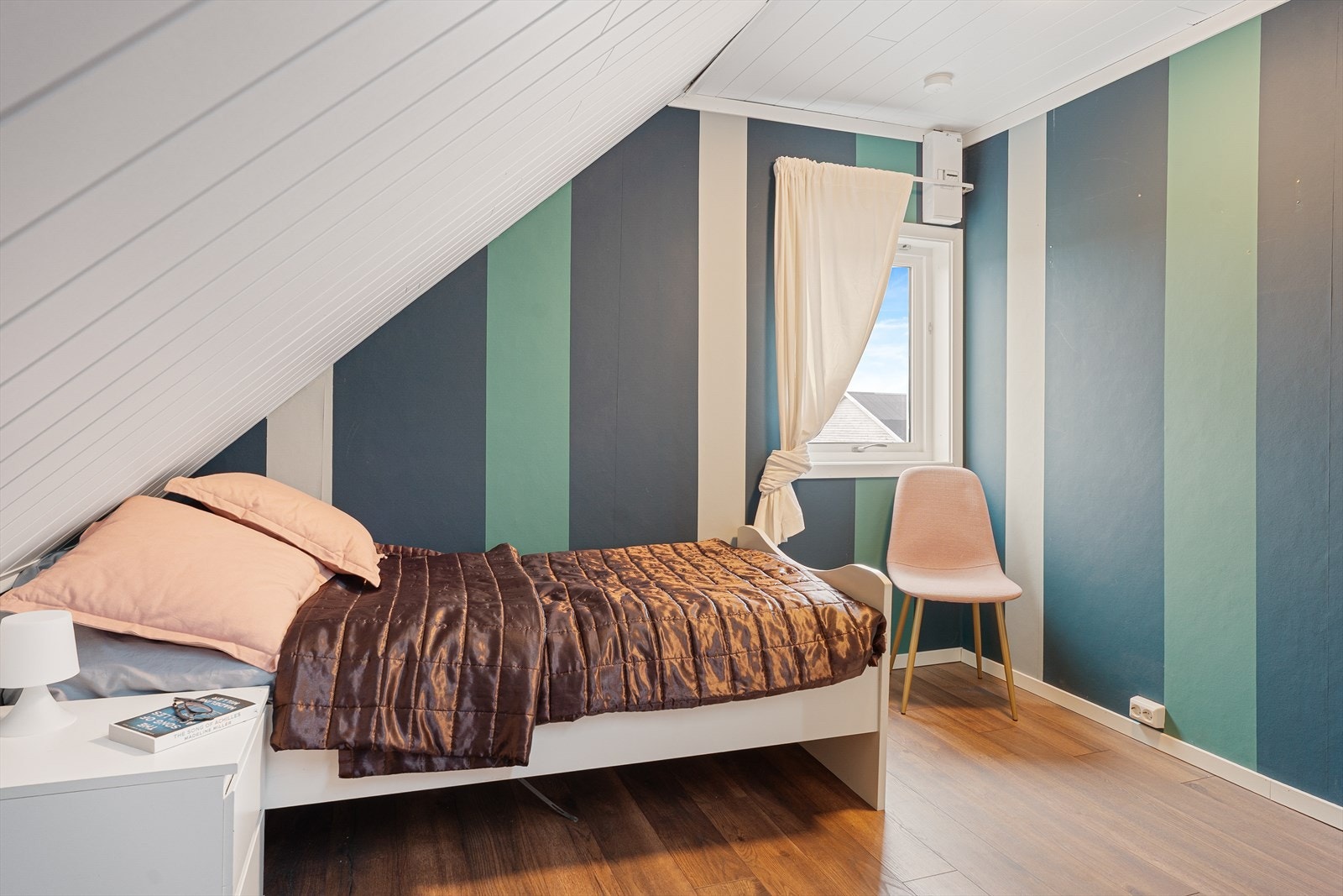 Soverom nr. 2 Galleribilde