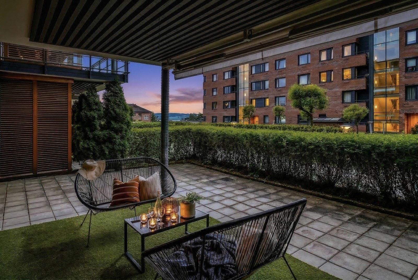 Fra terrassen mot fellesarealet Galleribilde