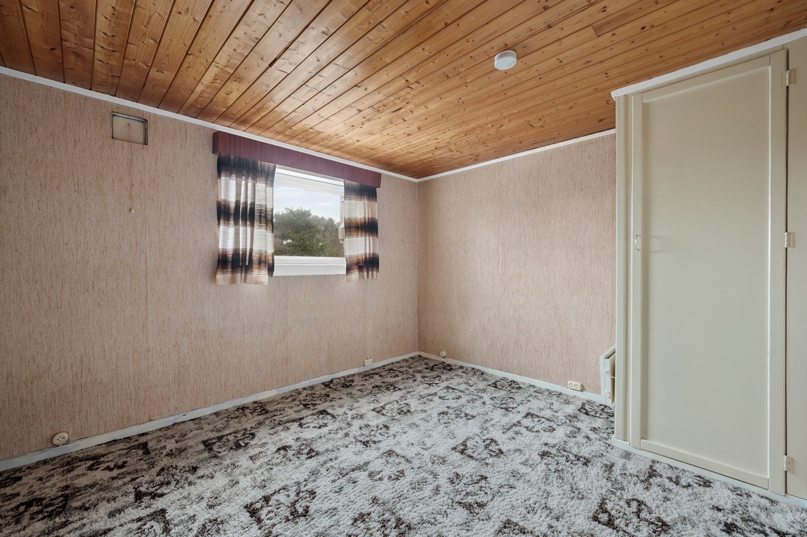 Tørkerom iht. bygningstegning - har vært benyttet til soverom men er ikke godkjent for varig opphold. Galleribilde