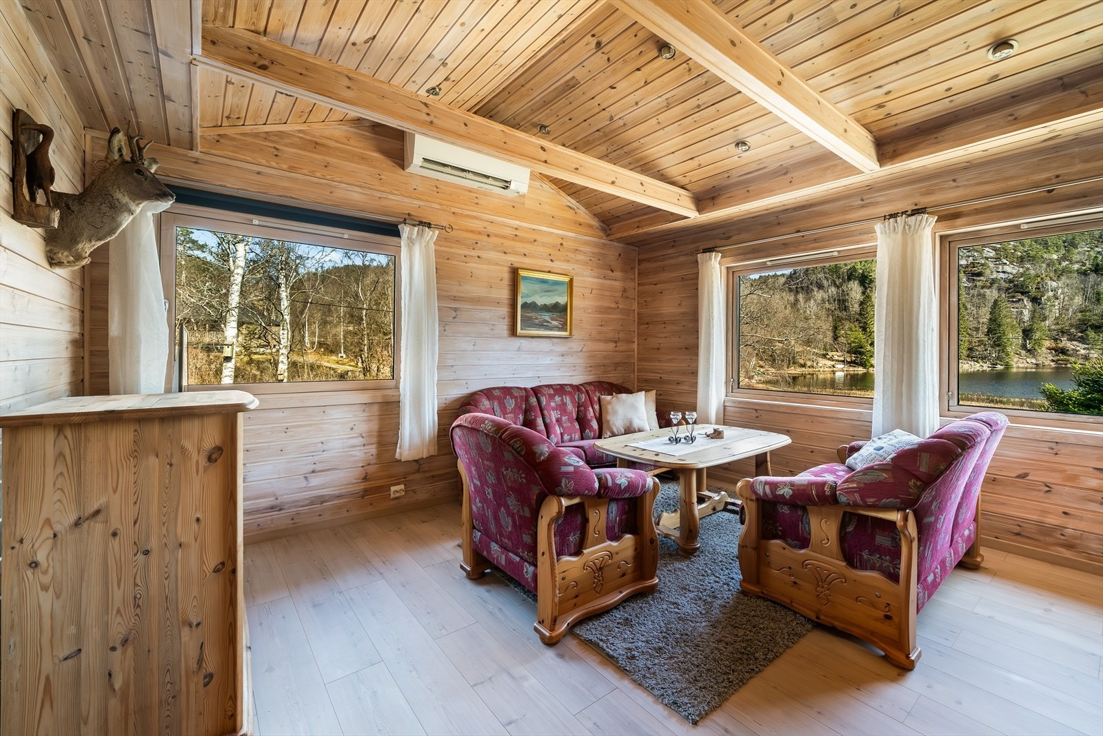 HM204330.jpg Galleribilde