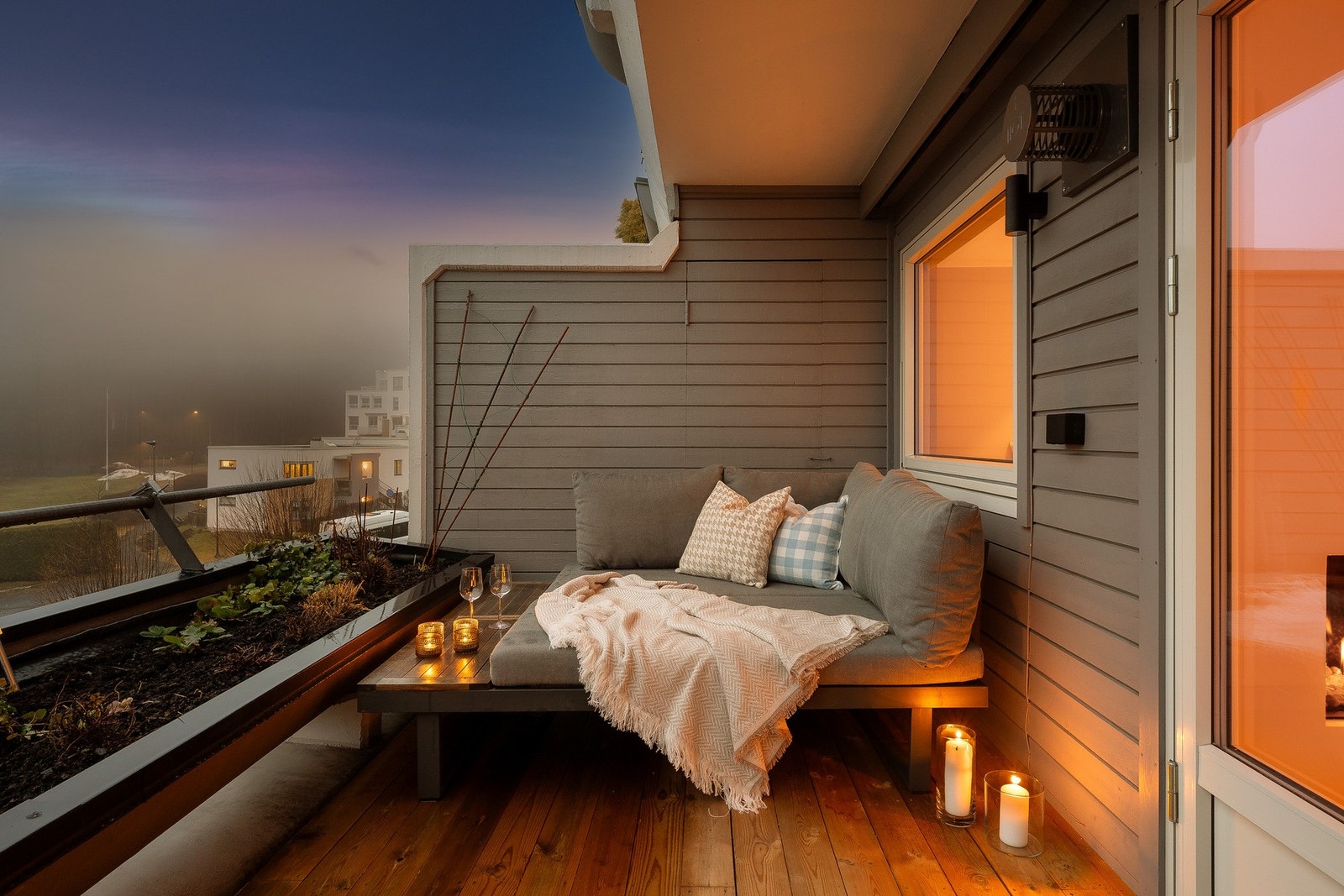 Her har du solen fra ca. formiddag til kveld og kan nyte de flotte sommerdagene. Galleribilde