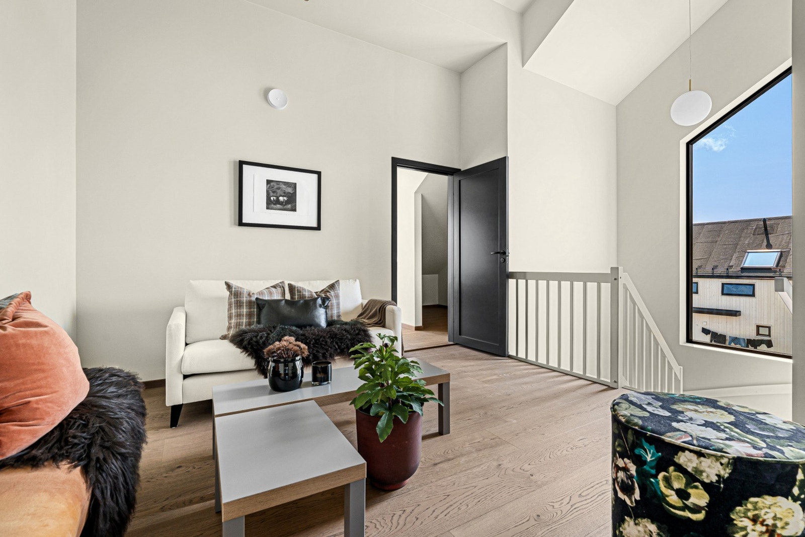 Loftsstue Galleribilde