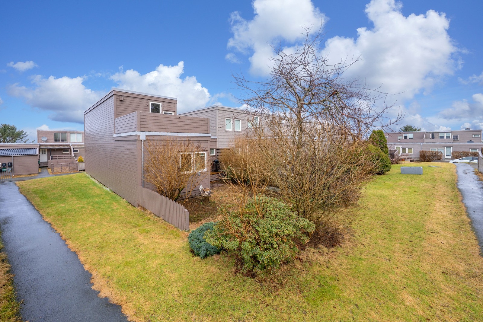 Det er med stor glede vi i Verdi &partners v/Therese Kane kan presentere for salg Bendikstien 13. Galleribilde