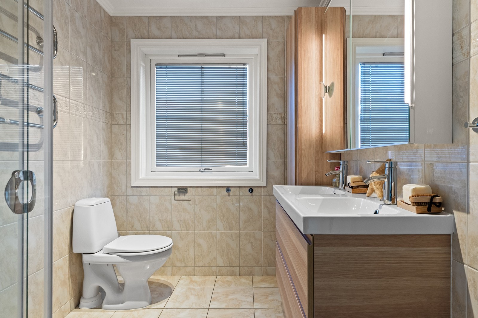 Bad 2. etasje Galleribilde