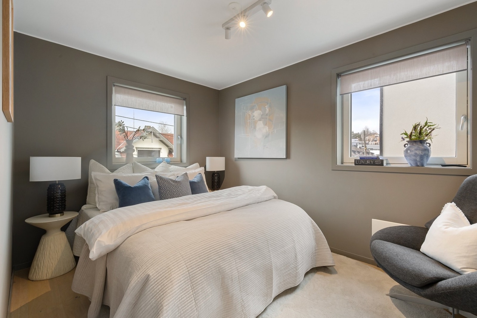 Leiligheten har to gode soverom med behagelige størrelser og gode lysforhold. Galleribilde