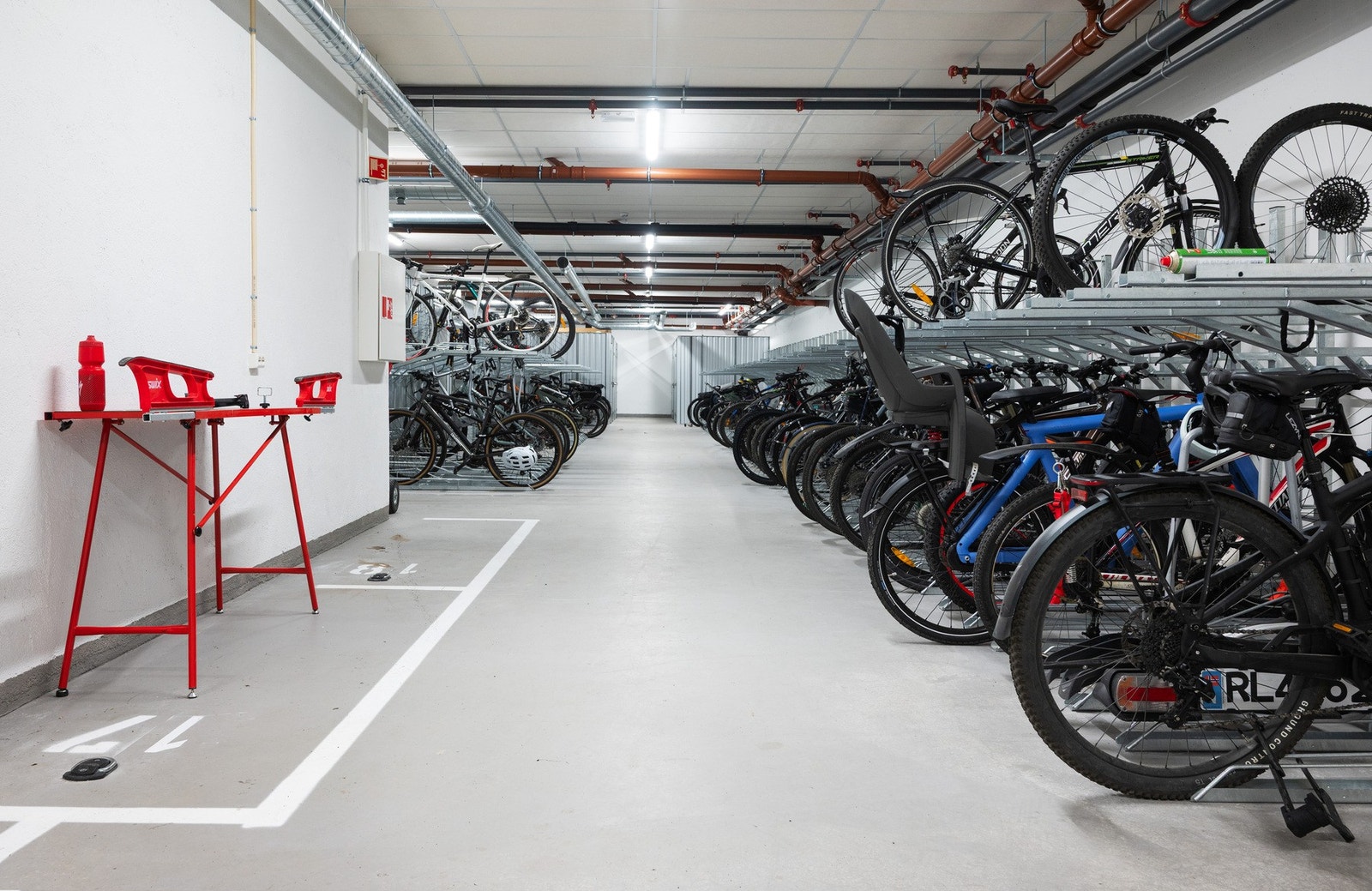 Tilgang til sykkelparkering og sykkelvask. Galleribilde