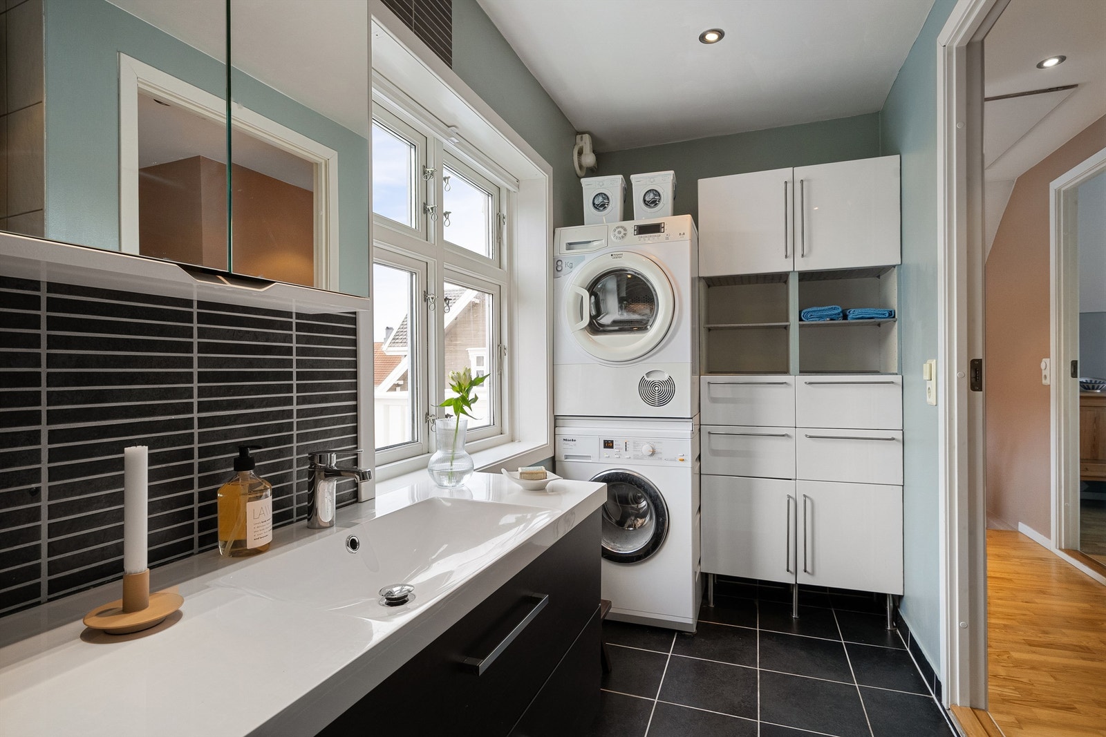 Bad i 2 etg. Galleribilde