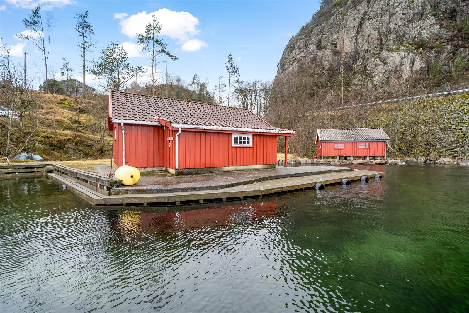 Medfølgende båthus Galleribilde