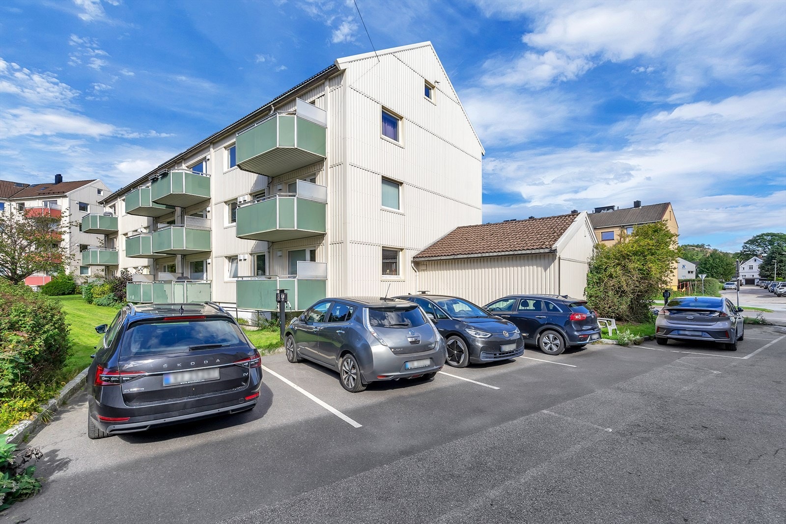 Parkeringplass - El-billader Galleribilde