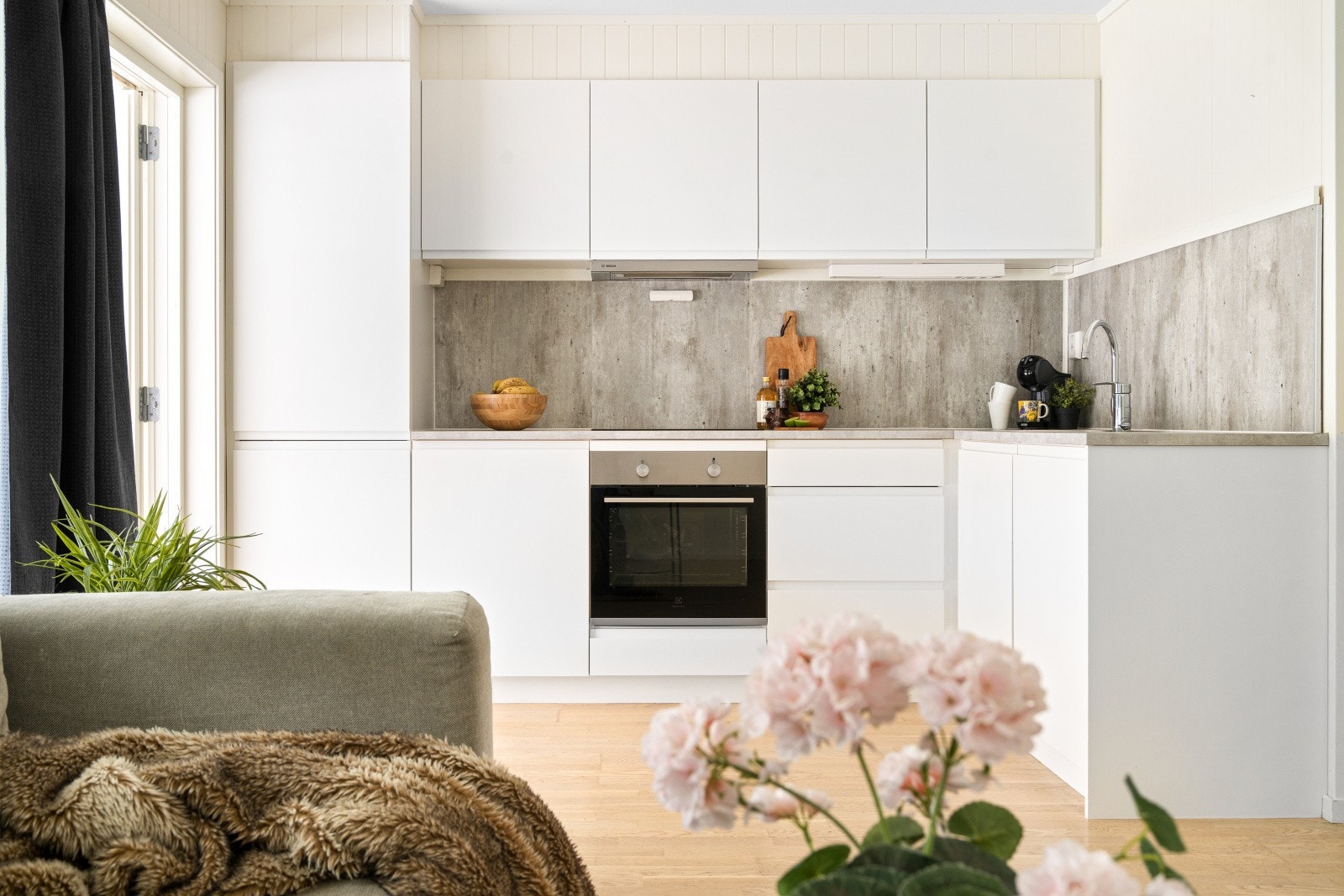 Mellom kjøkkenet og stuen er det mulighet for en spisestueløsning. Galleribilde