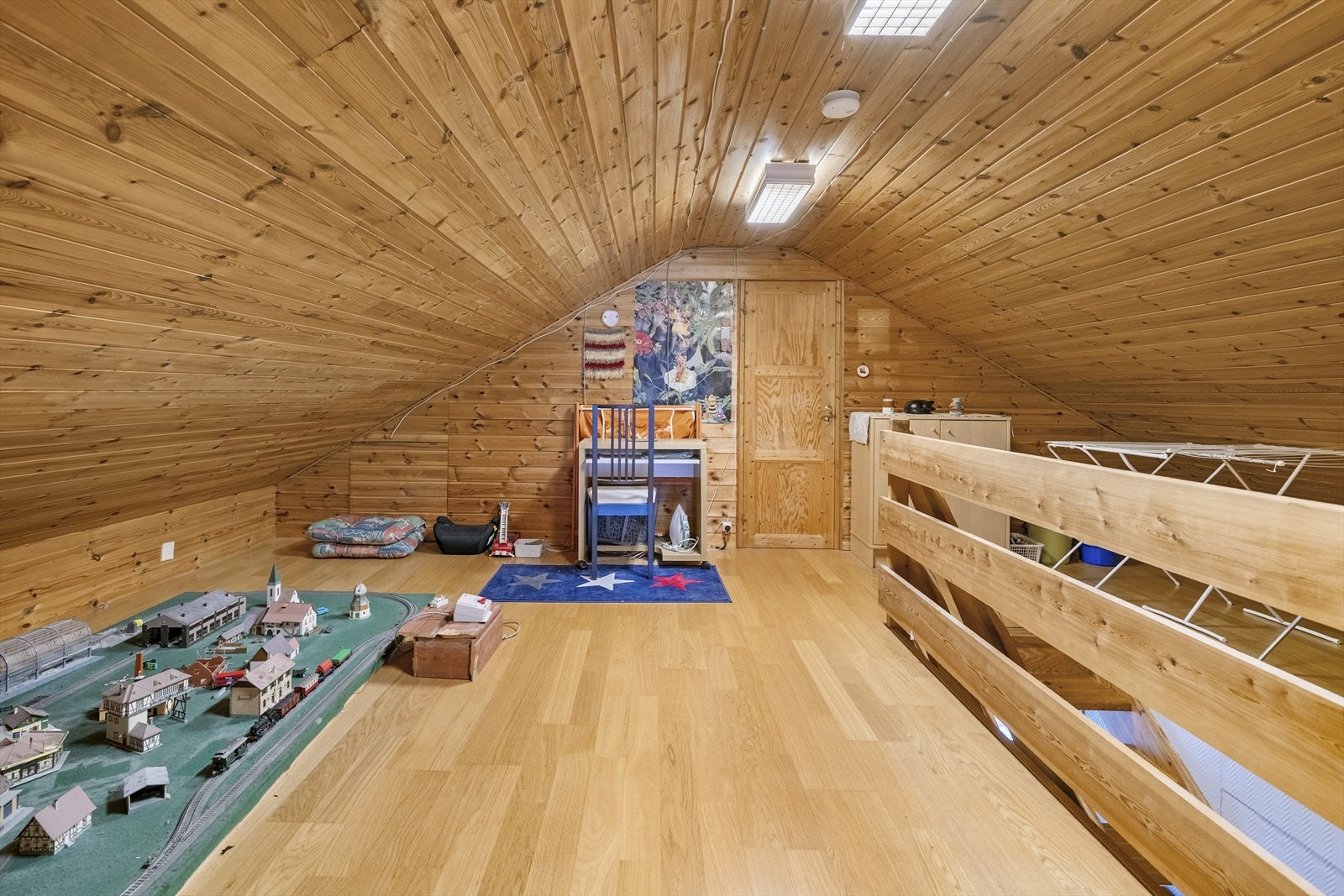 - Det gjøres oppmerksom på at det ikke foreligger godkjente tegninger av loftet - Galleribilde