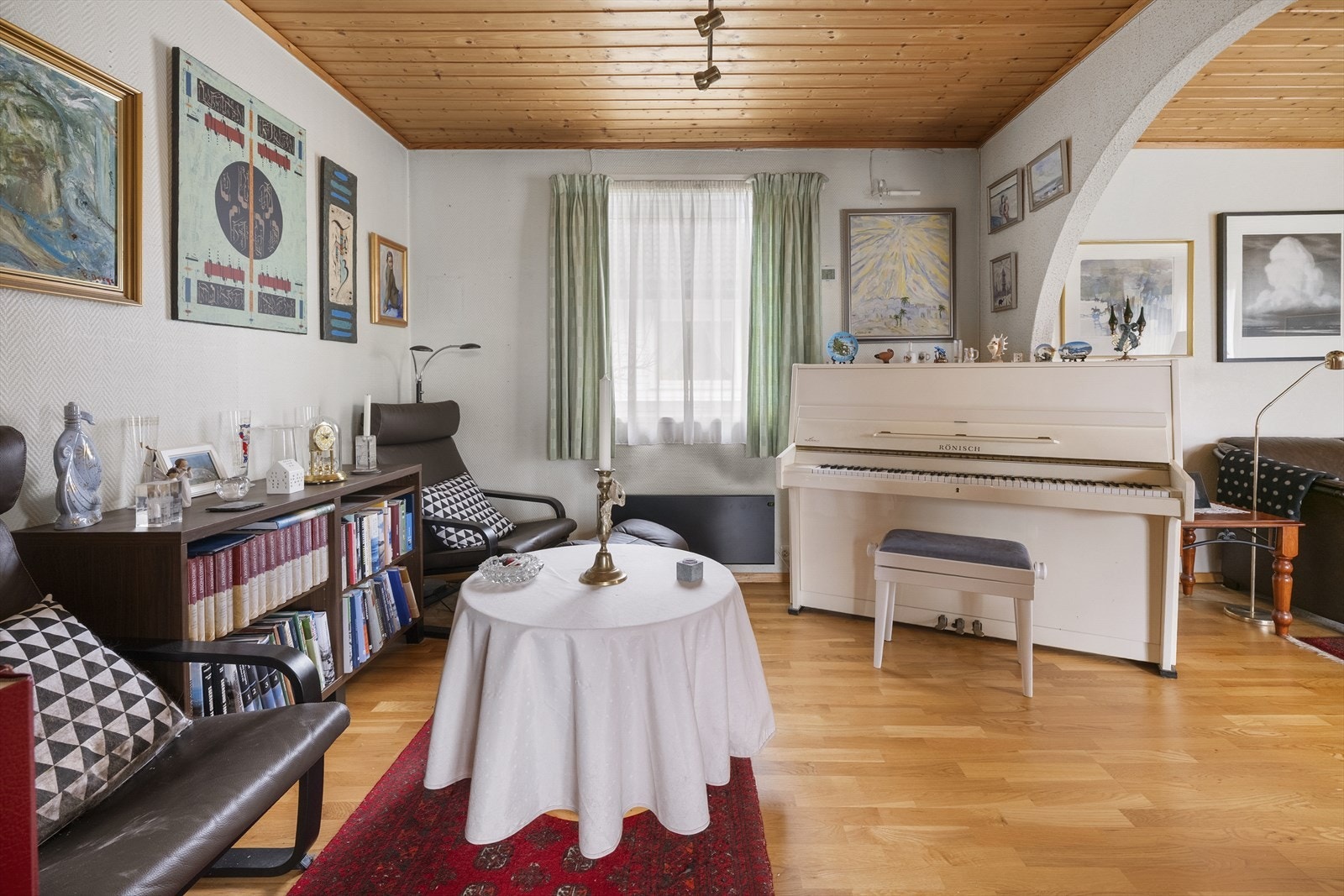 - Ronmet kan enkelt tilbakeføres til soverom om ønskelig - Galleribilde