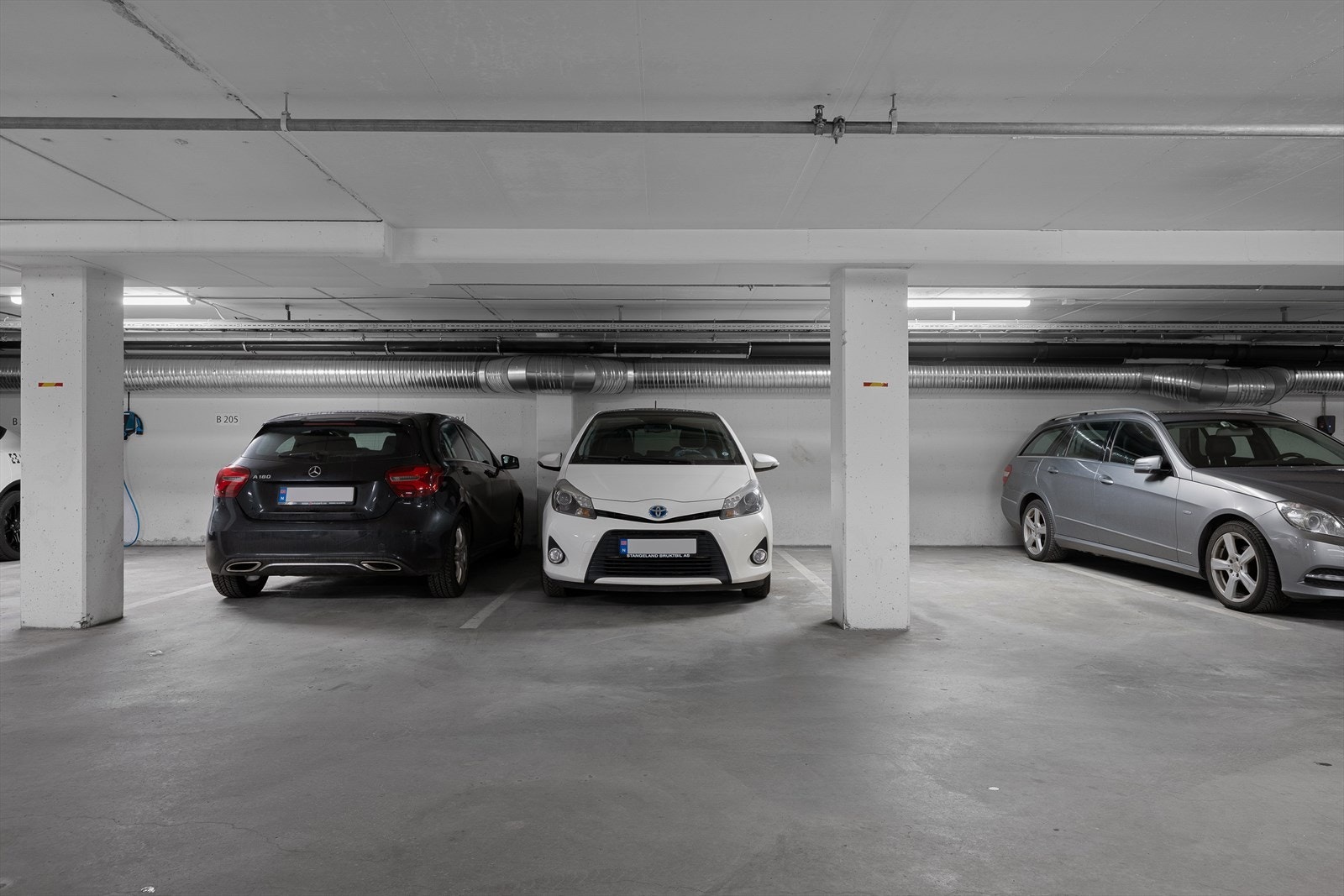 1 parkeringsplass i garasjeanlegg Galleribilde