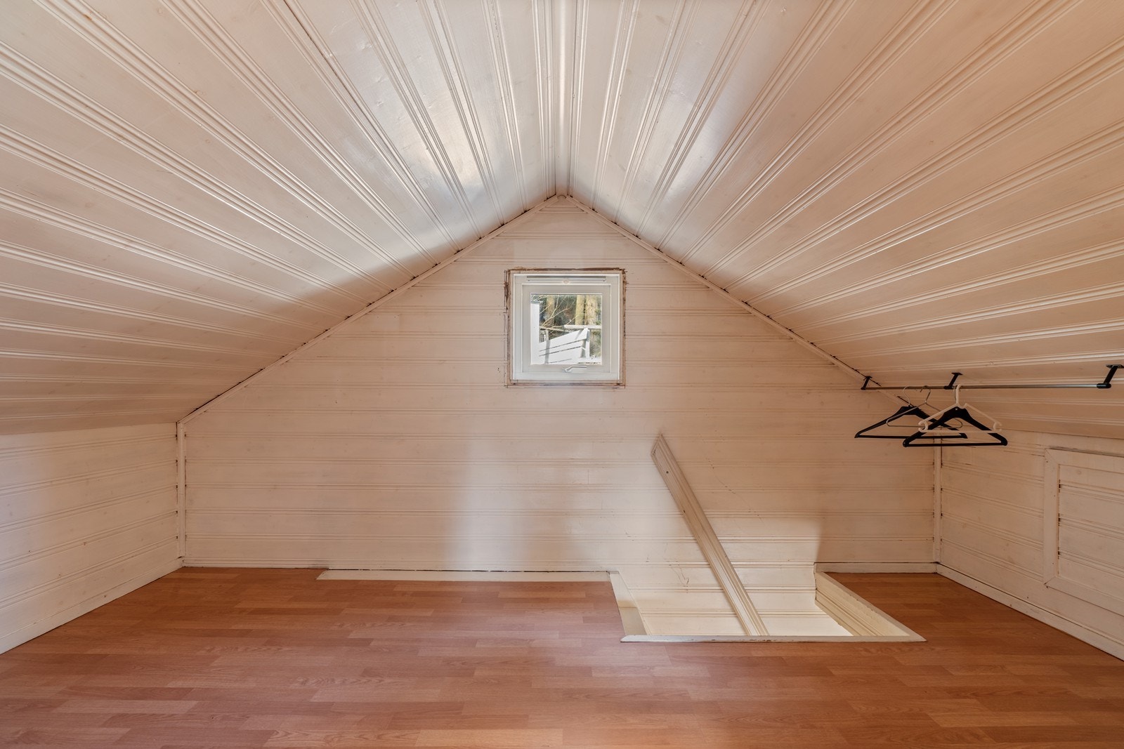 Loftsrom (ikke målbart) Galleribilde