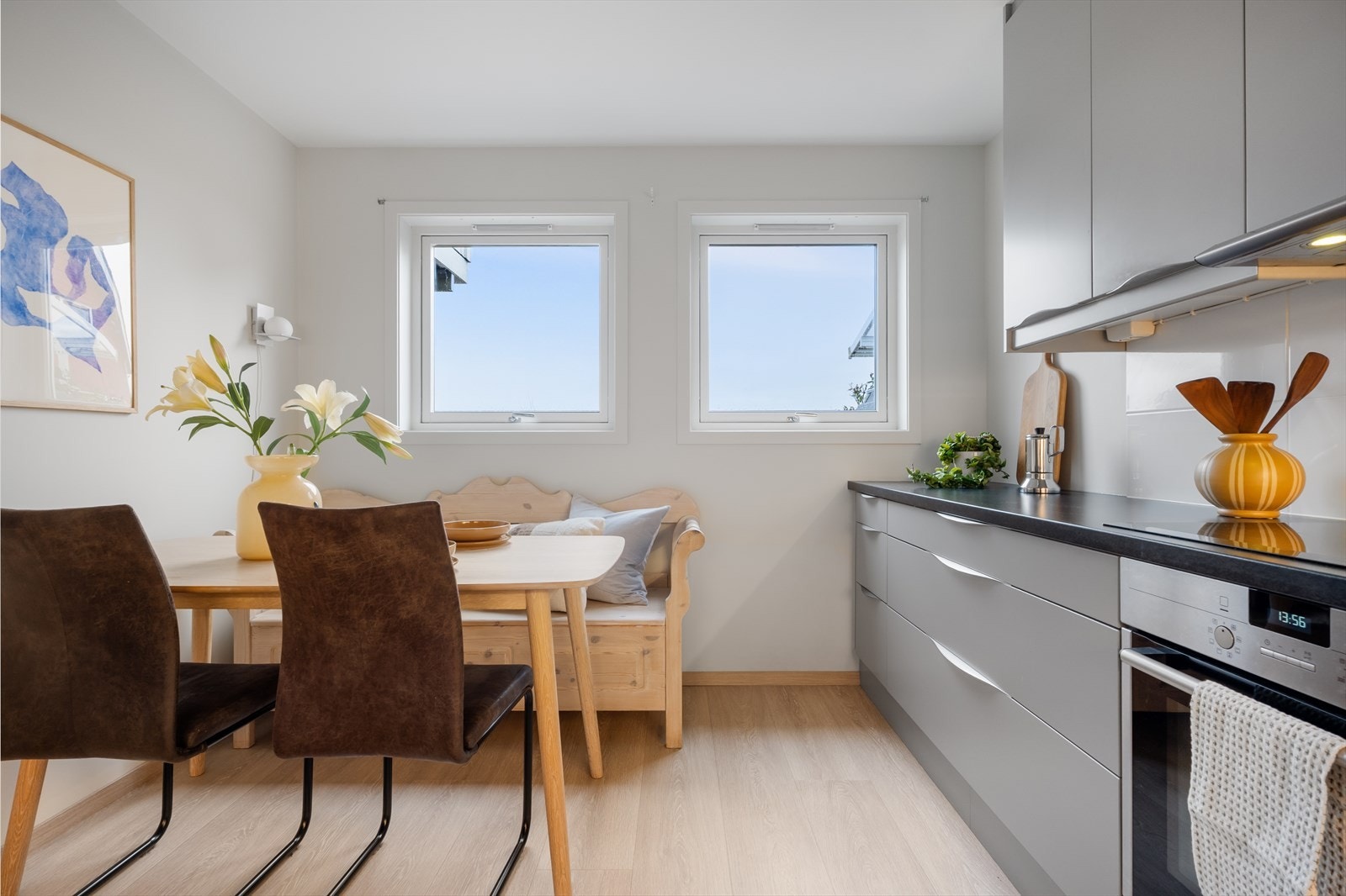 God spiseplass for hele familien. Galleribilde