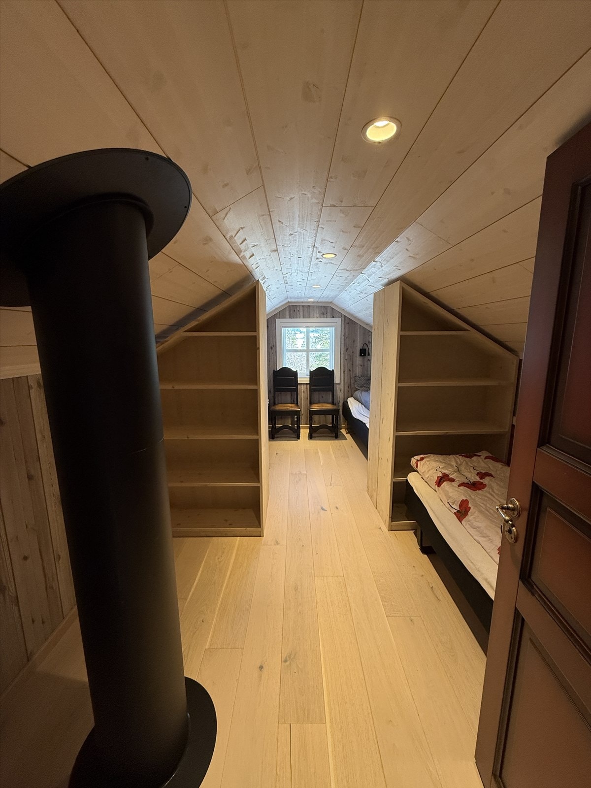 Disp. rom loft. Galleribilde