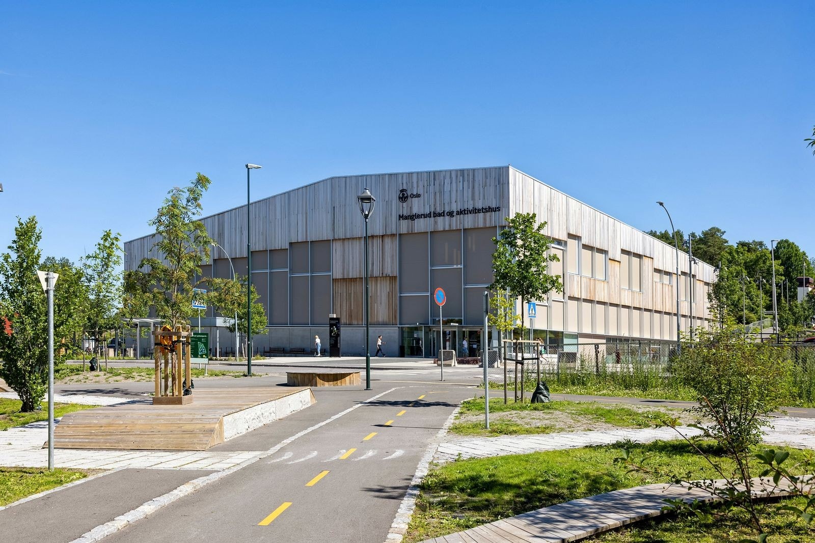 Manglerud bad og aktivitetshus. Galleribilde