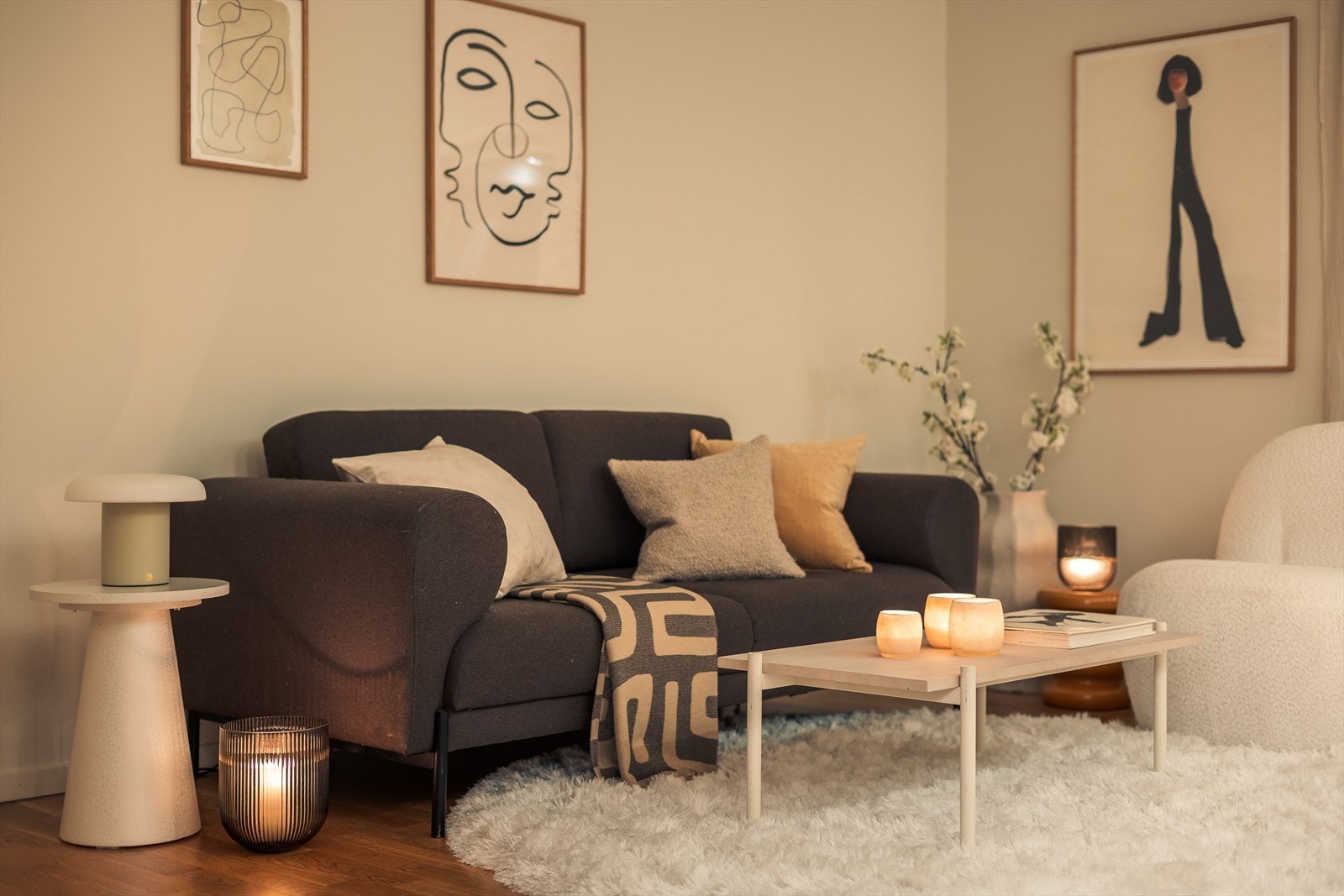 Stemning en kveldsstund. Galleribilde