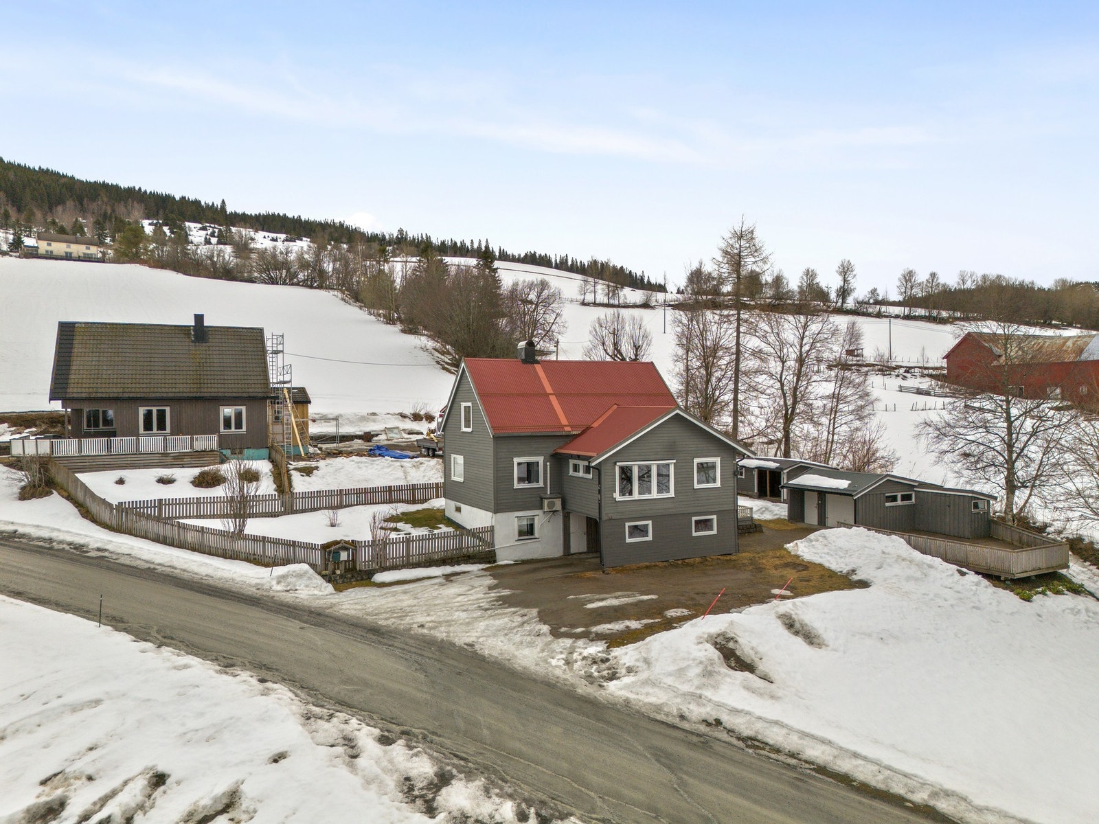 Tomten måler 1238 kvm. Galleribilde