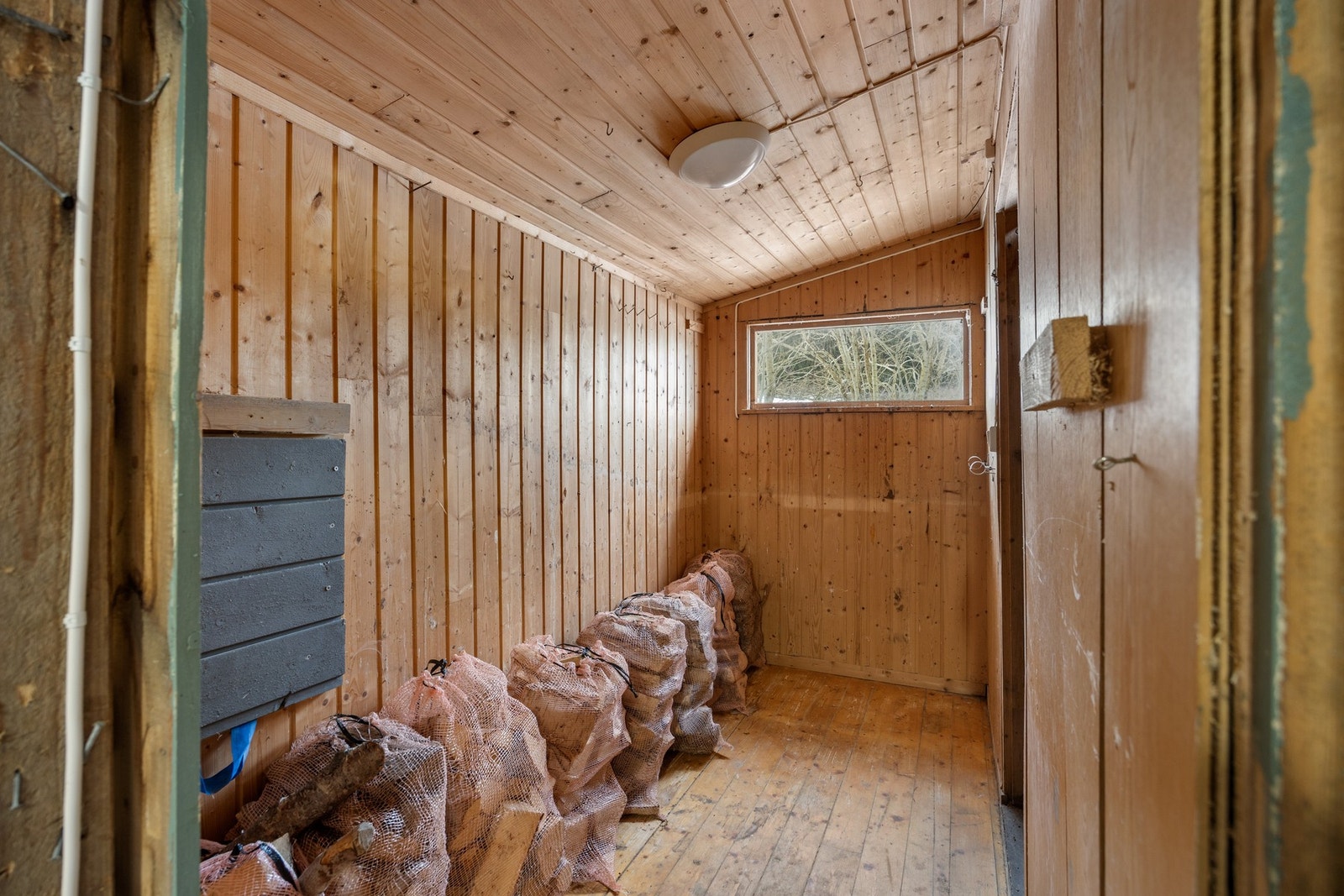 Utebod ved terrassen Galleribilde