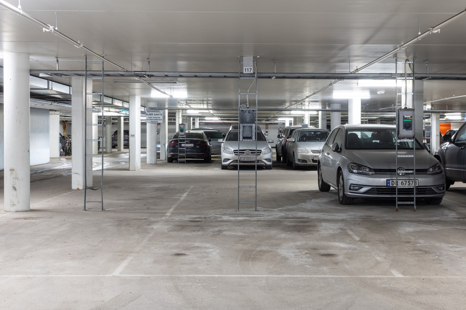 Det medfølger bruksrett for en garasjeplass. Galleribilde