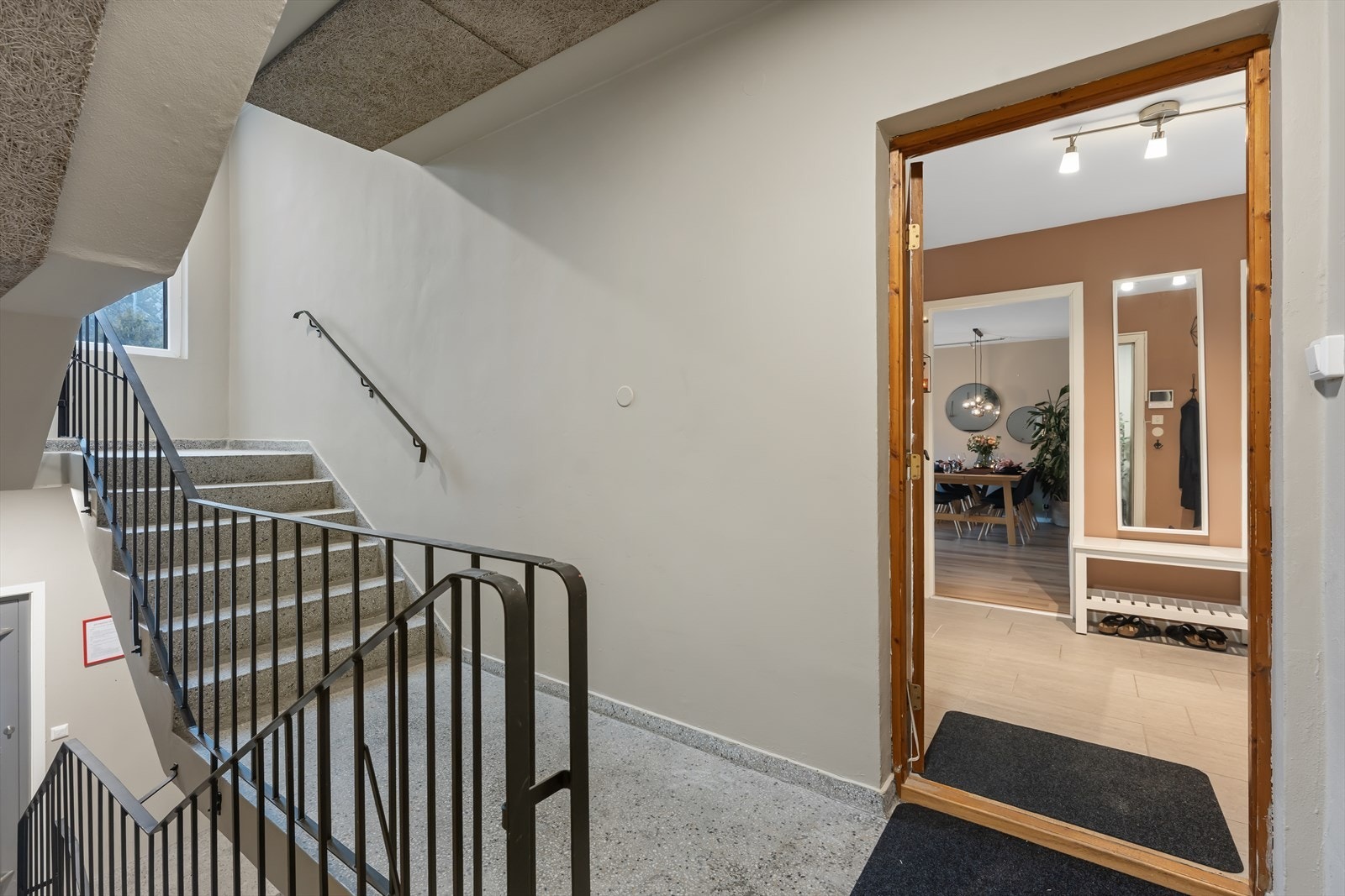 Felles trappegang Galleribilde