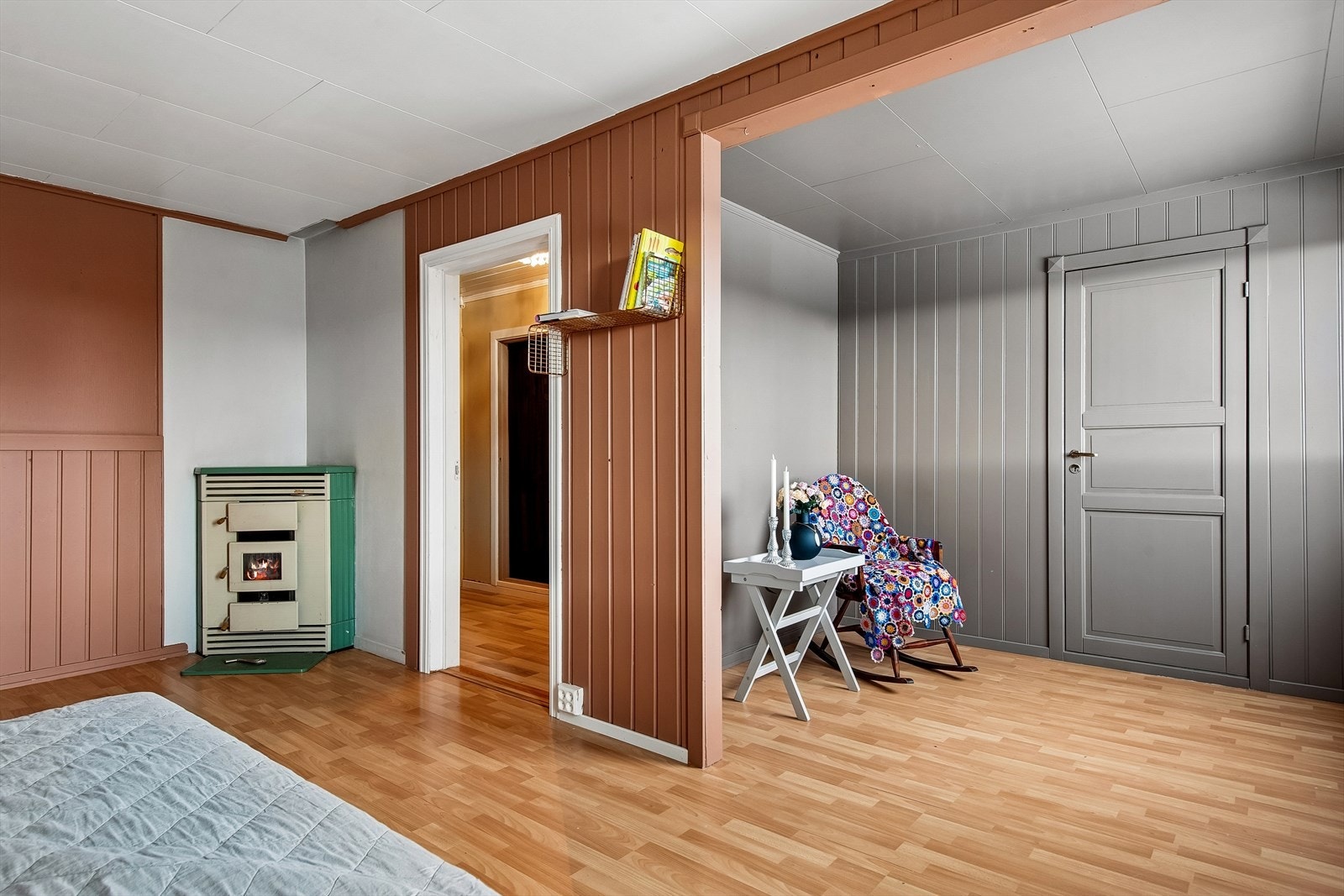 Vinduene på soverommene i denne etasjen ble skiftet i 2019. Galleribilde