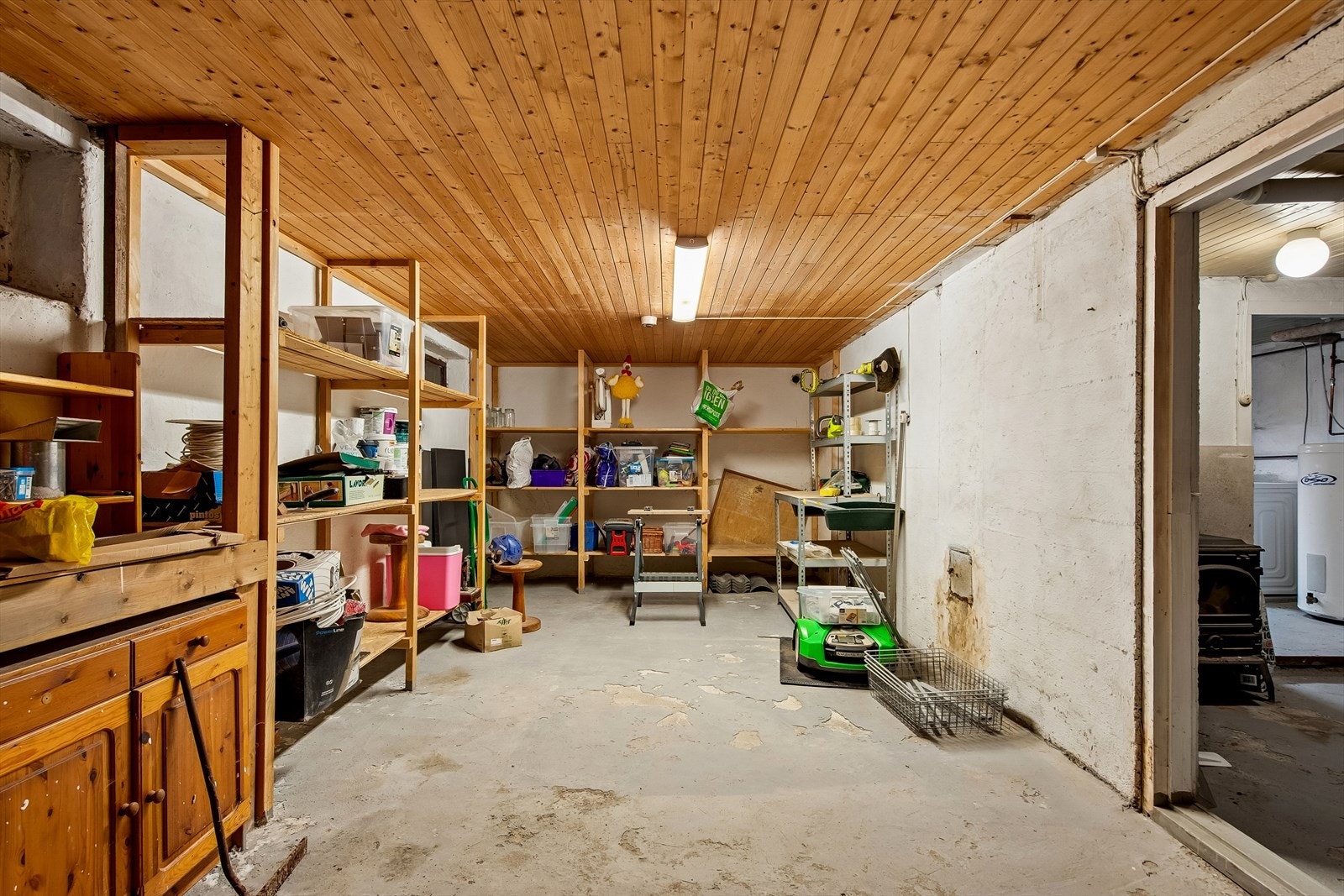 De romslige bodene i kjelleren gir utmerkede muligheter for oppbevaring. Galleribilde