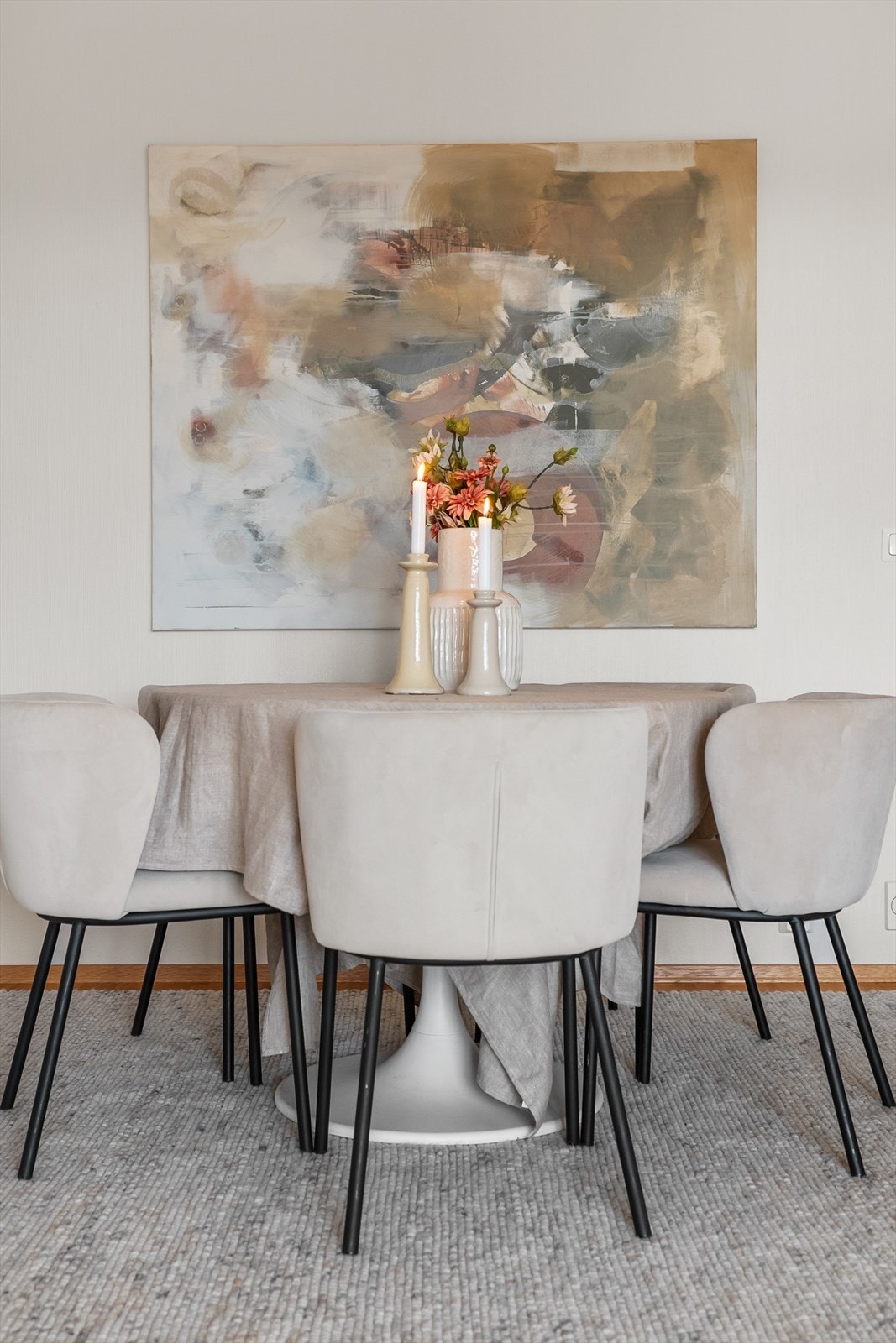 God plass til spisegruppe, perfekt for sosiale sammenkomster! Galleribilde