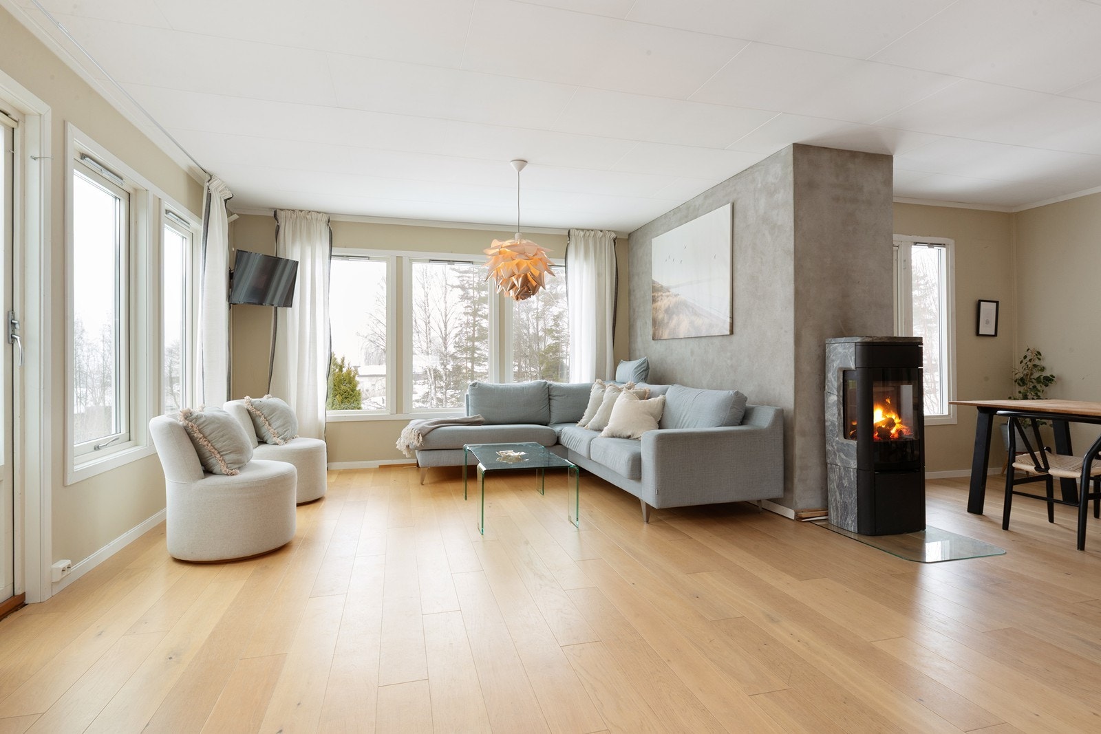 Utgang til terrasse og hage Galleribilde