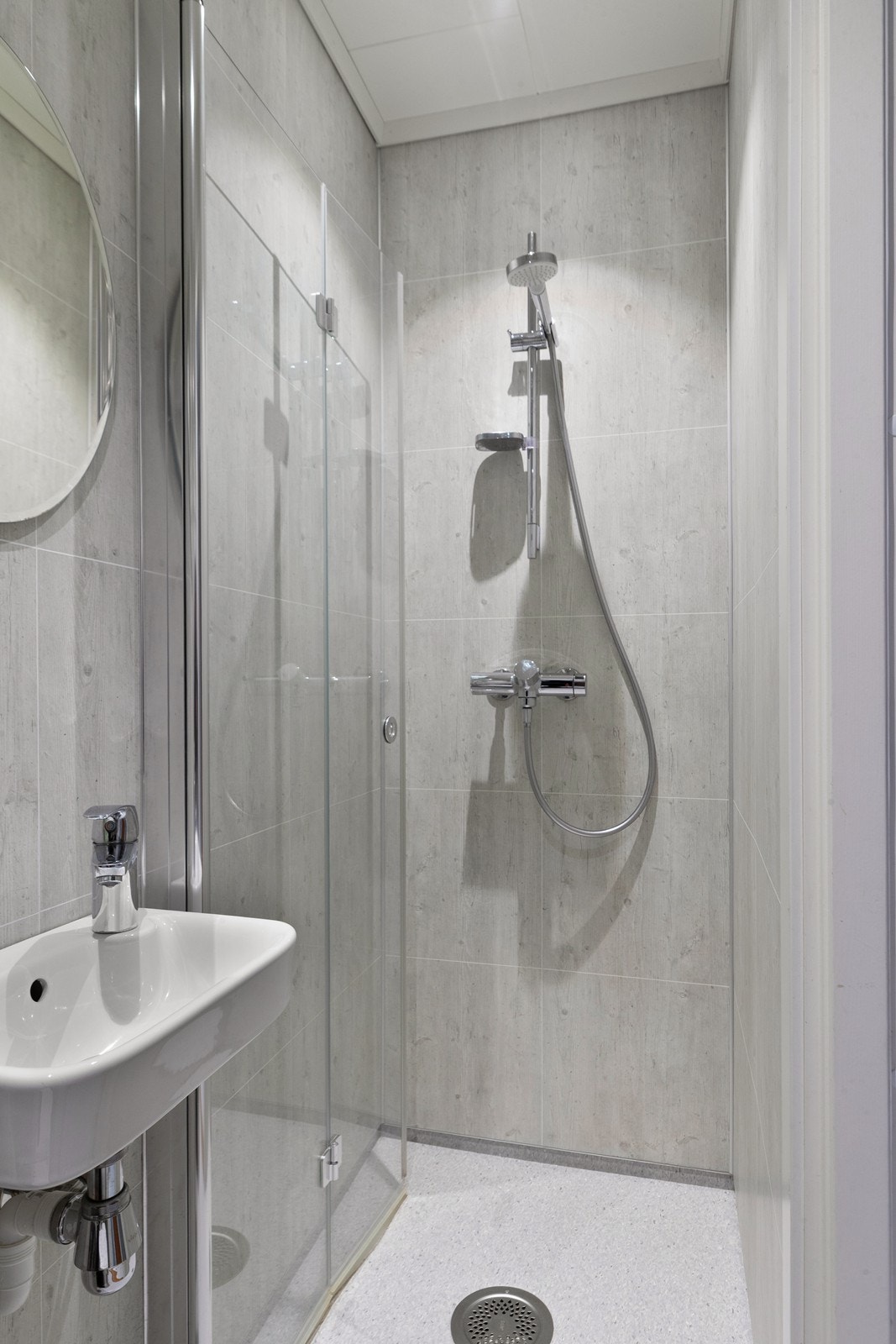 Bad med dusj Galleribilde