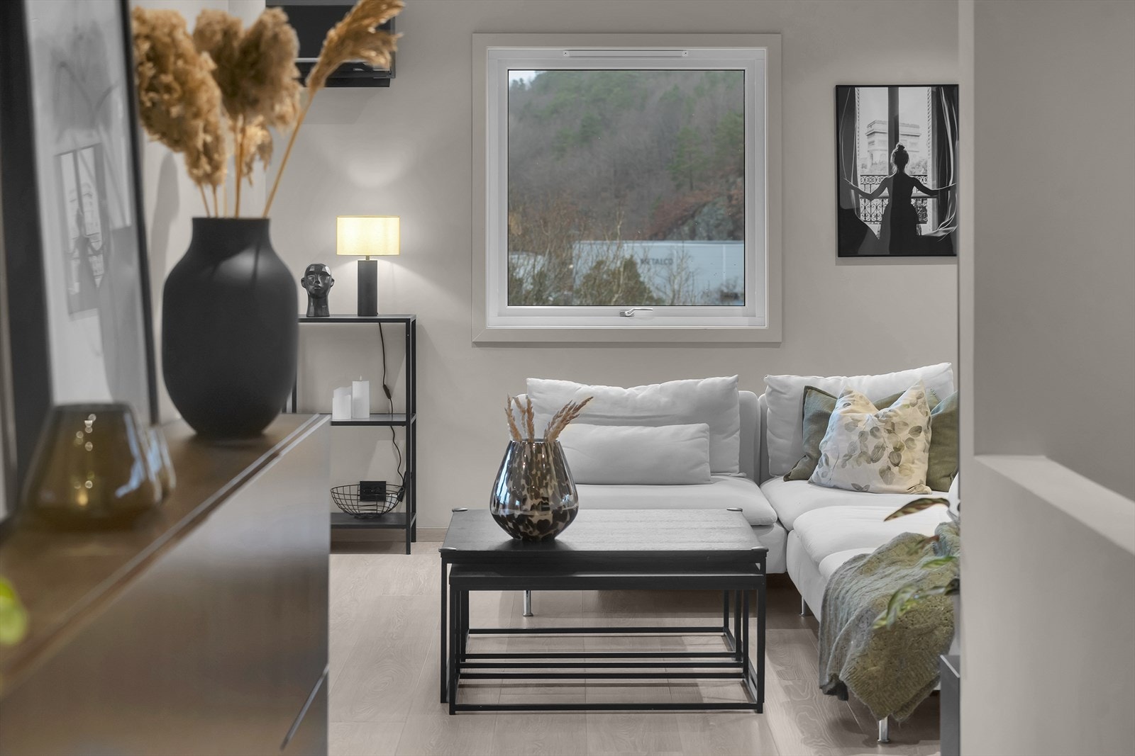 Gang - Stue Galleribilde