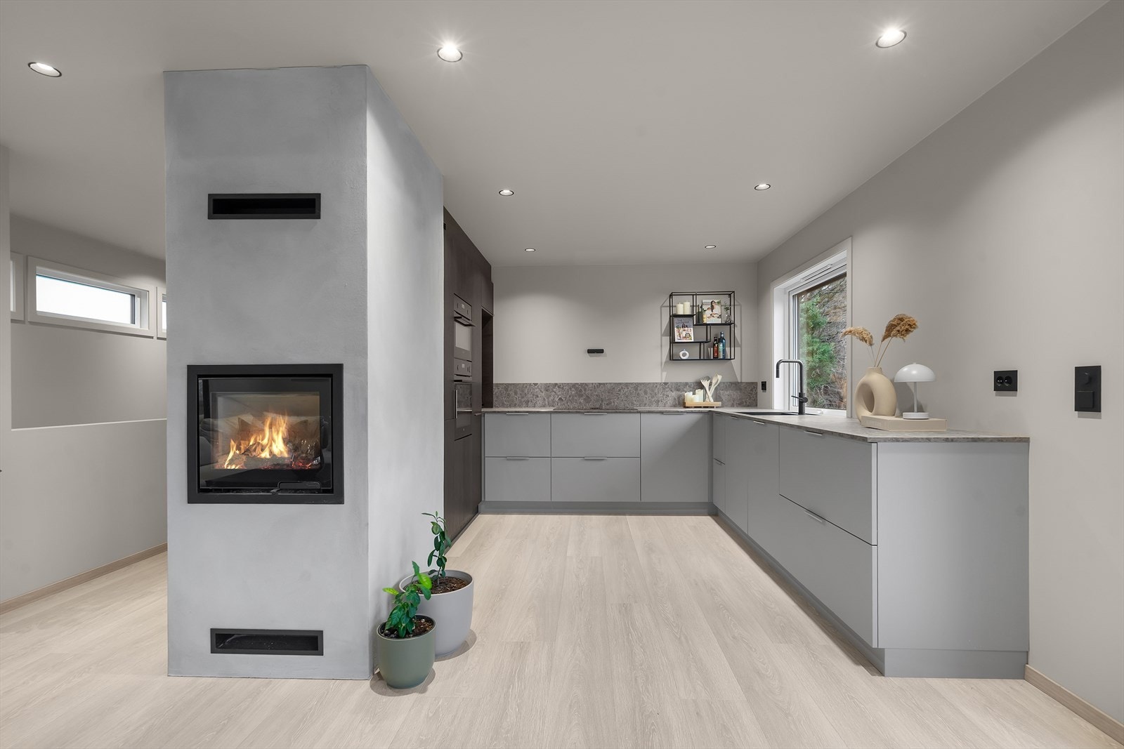 Kjøkken | Åpen stue/kjøkken-løsning. Galleribilde