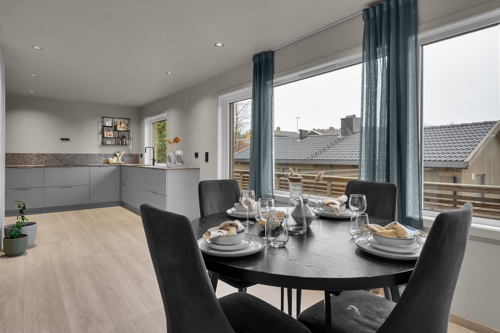 Stue/kjøkken. Galleribilde