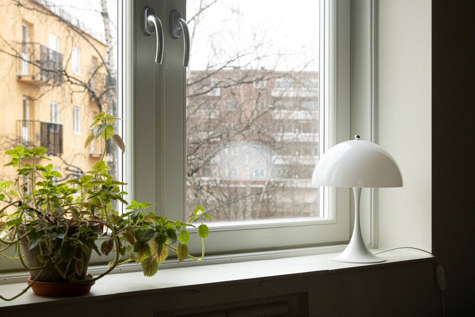 Boligen ble betydelig oppgradert i 2021, med ytterligere forbedringer i senere tid, herunder nye vinduer i 2023. Galleribilde