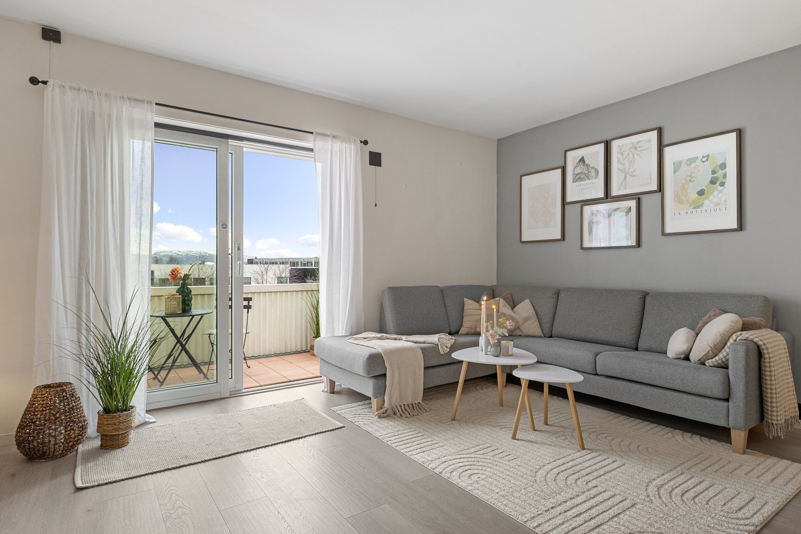 Velkommen til Nordre Hallsetveg 88 B, presentert av EiendomsMegler 1 ved Christian Furuhaug Aa. Galleribilde