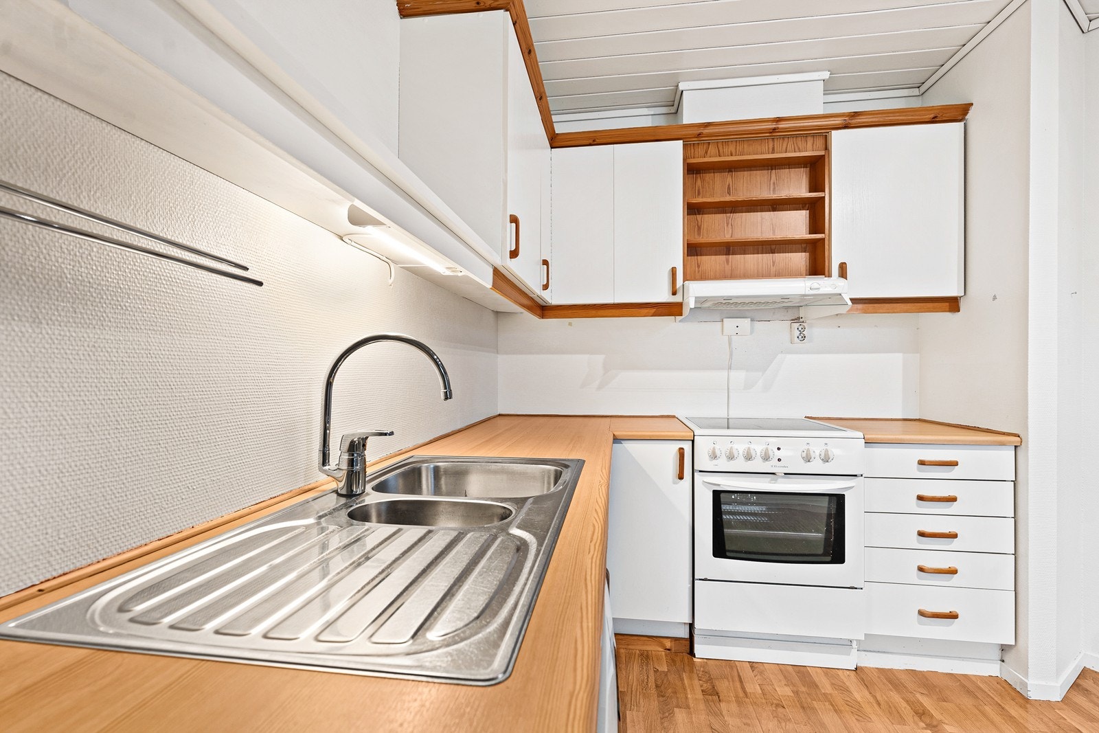 Her har man godt med skap- og benkeplass. Galleribilde