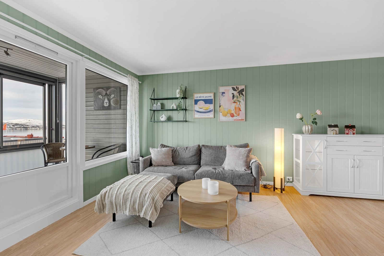 Overflater er malt i flotte farger! Galleribilde