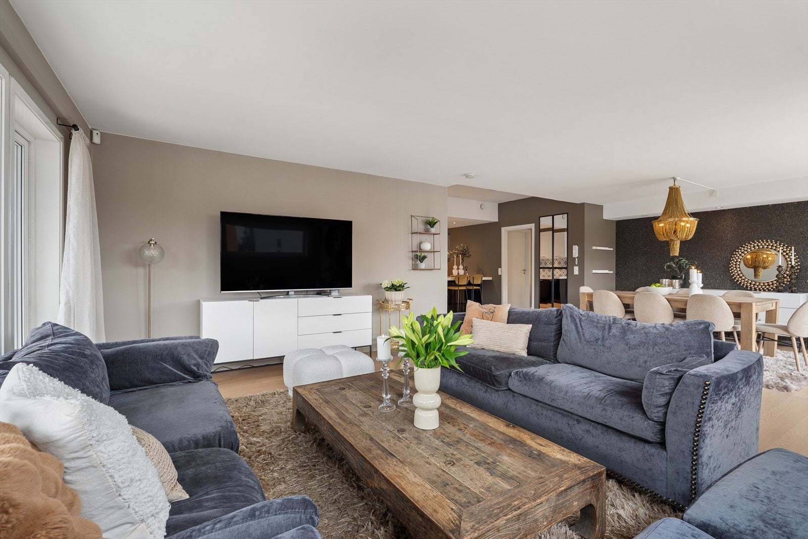 Lys og luftig stue Galleribilde