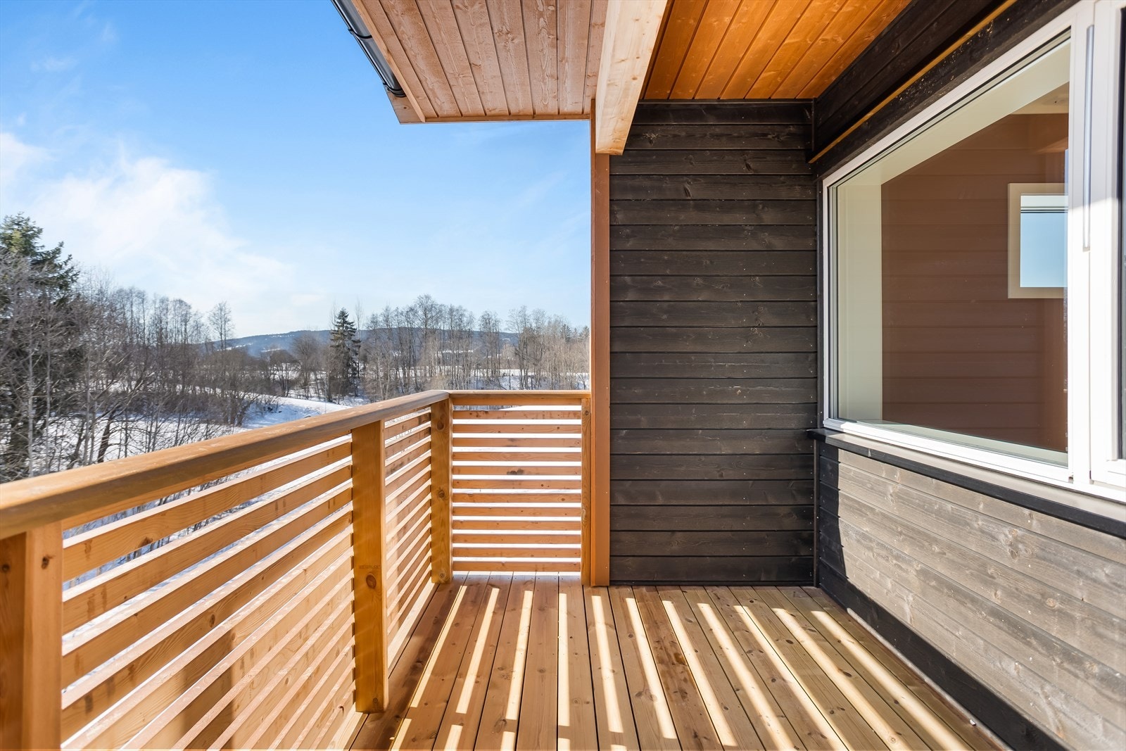 Her er det god plass til en sittegruppe for å nyte utelivet. Galleribilde